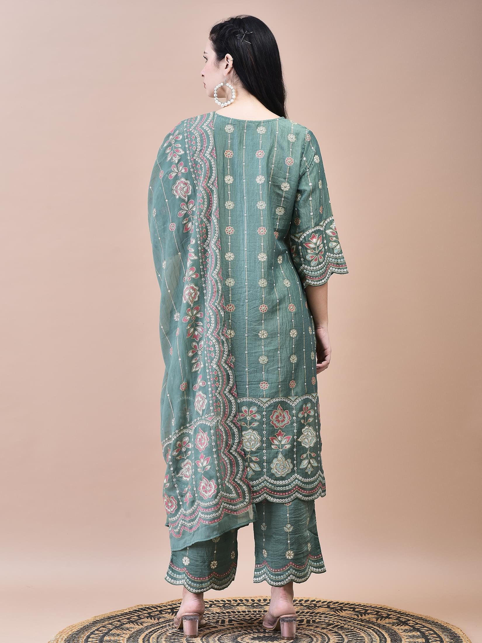 Women Liva Green Floral Print Kurta Comfort Pant Dupatta.