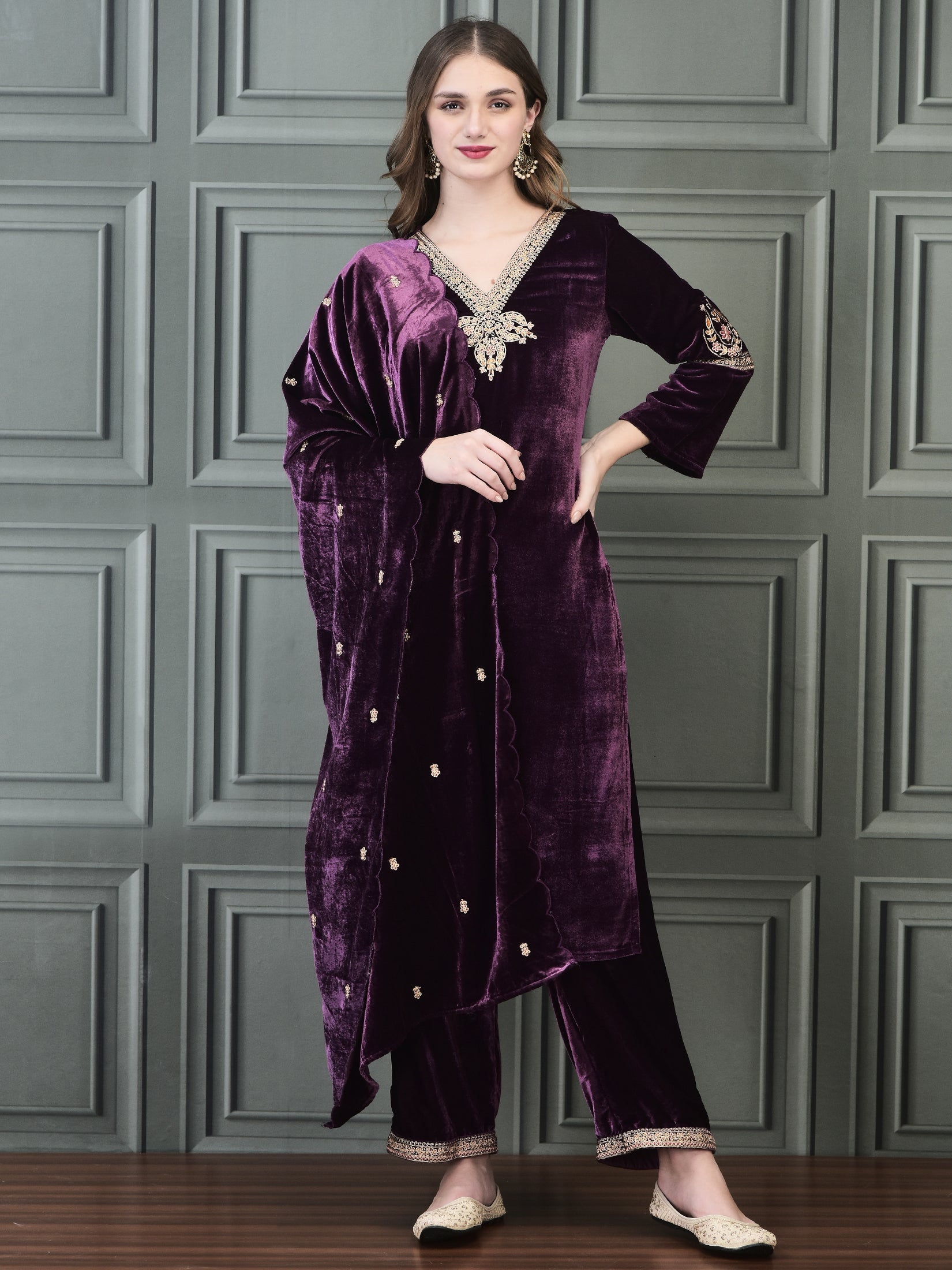 Women Liva Poly Viscose Mustard Solid Kurta Wide Leg Pant Dupatta main image 1