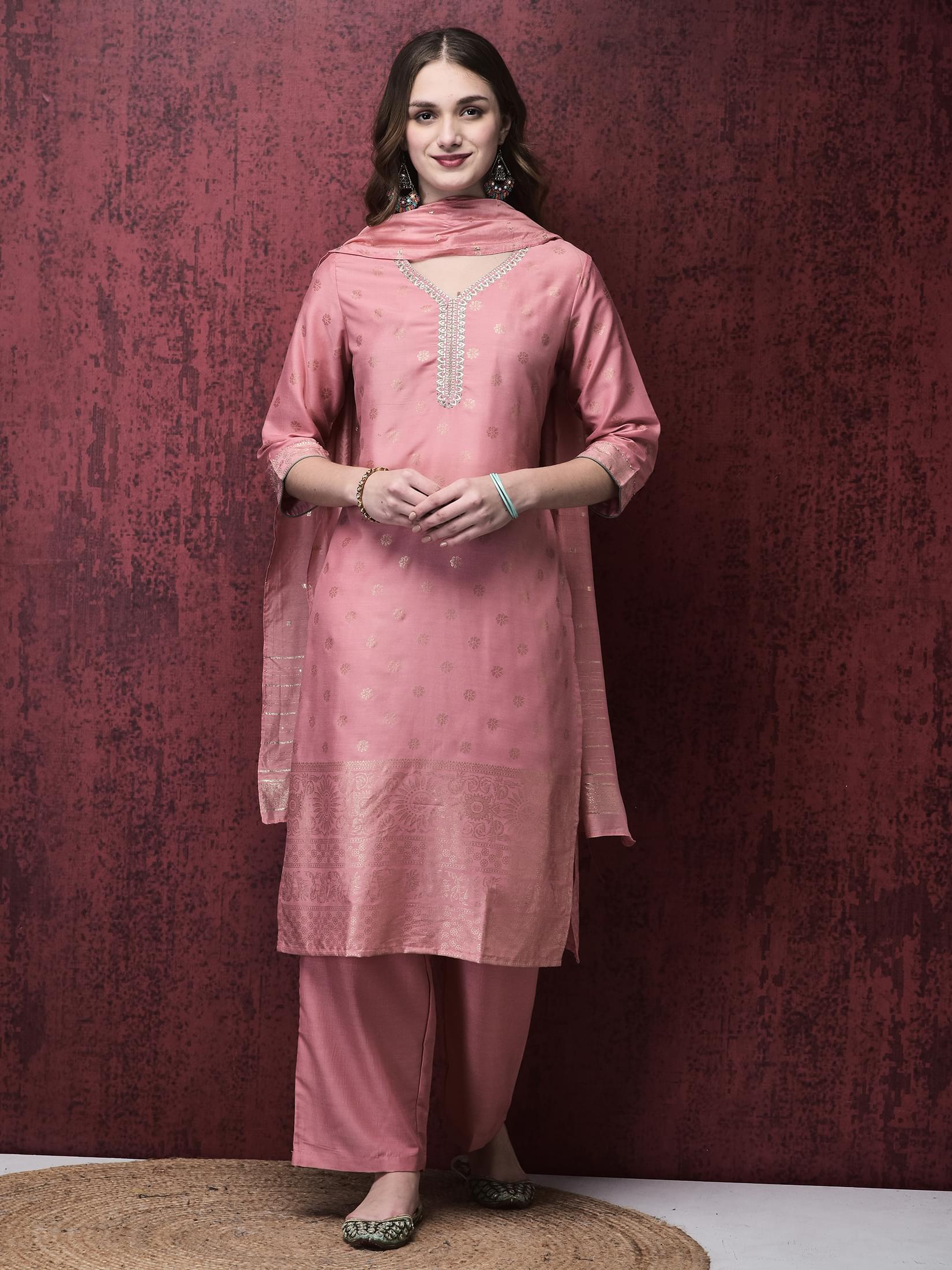 Women Liva Peach Foil Print Kurta Comfort pant Dupatta.