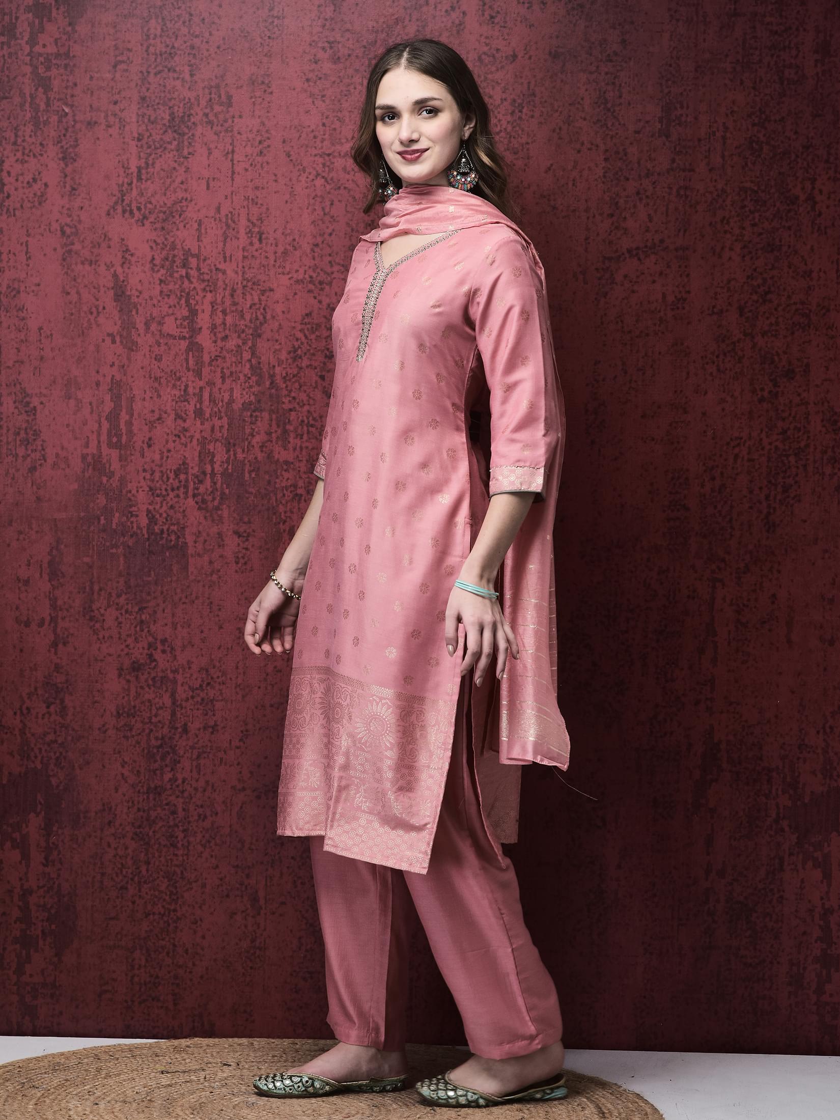 Women Liva Peach Foil Print Kurta Comfort pant Dupatta.