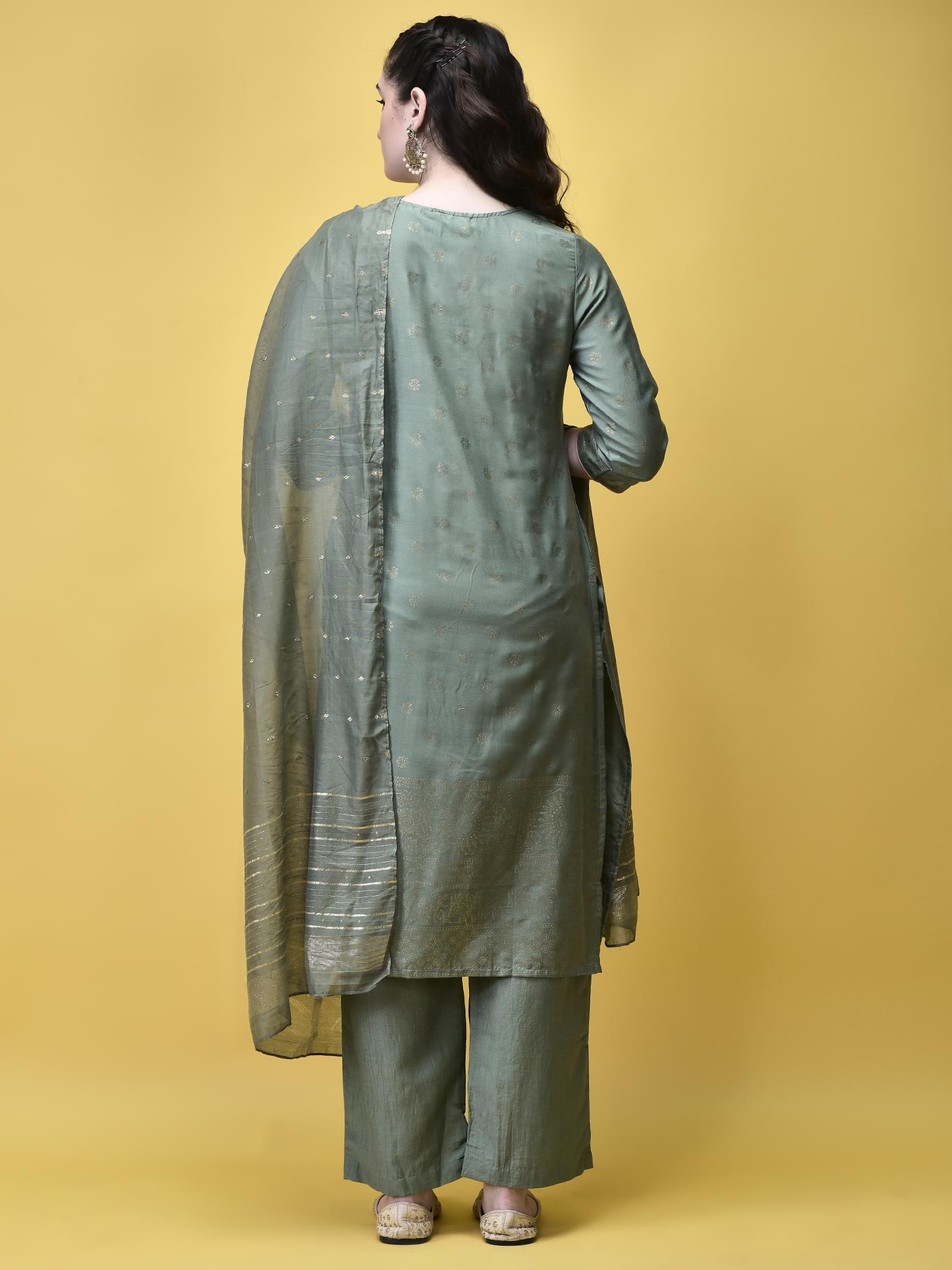 Women Liva Green Foil Print Kurta Comfort pant Dupatta.