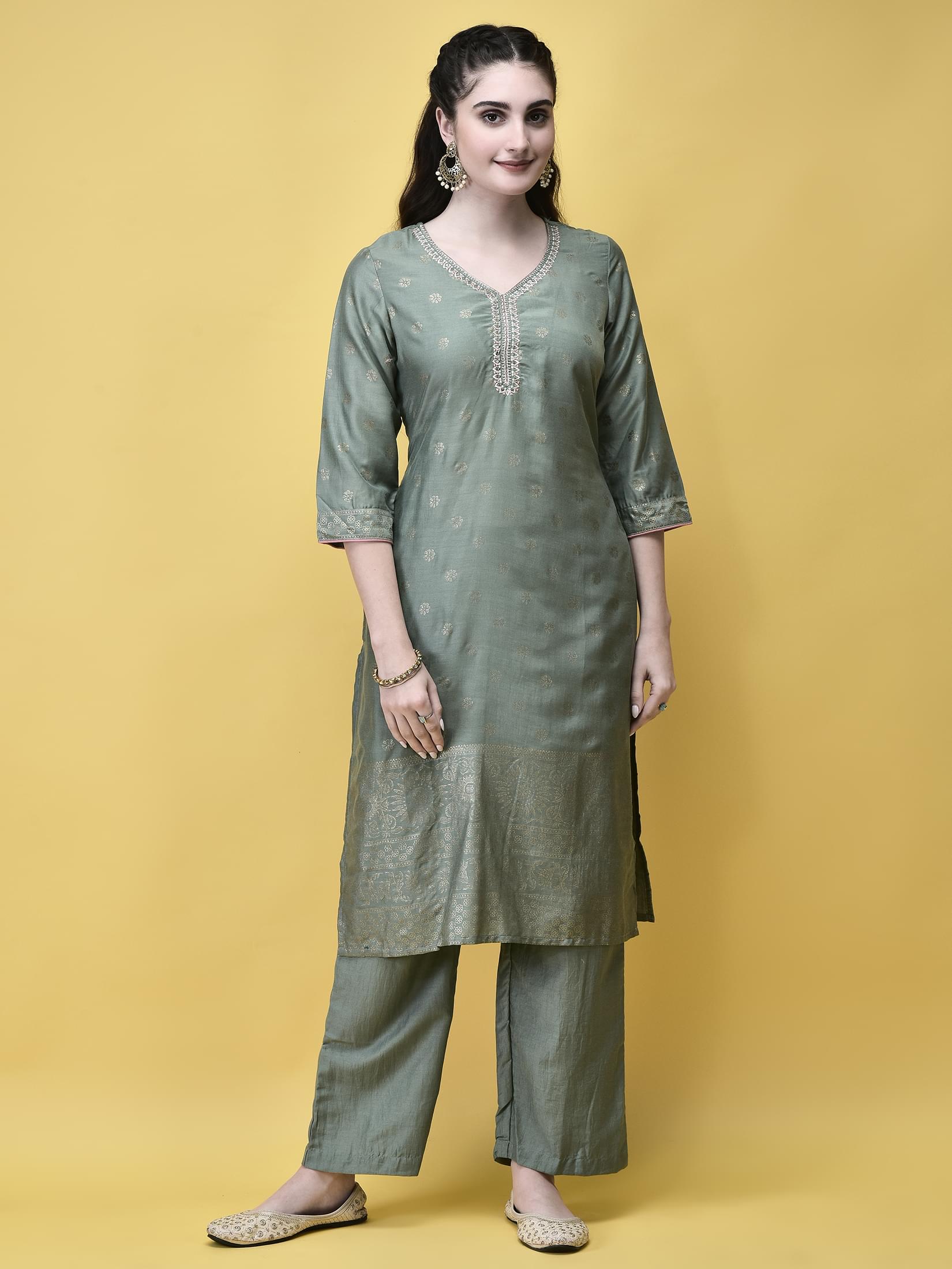 Women Liva Green Foil Print Kurta Comfort pant Dupatta.