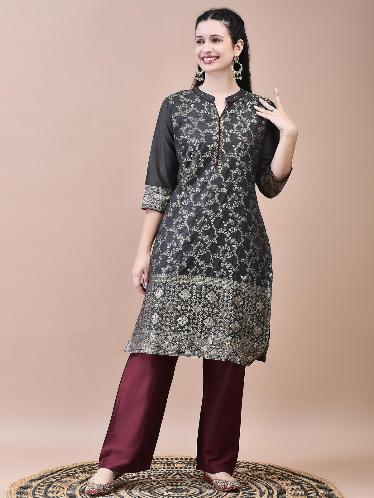 Women Jacquard Grey Woven Kurta Comfort Pant Dupatta.
