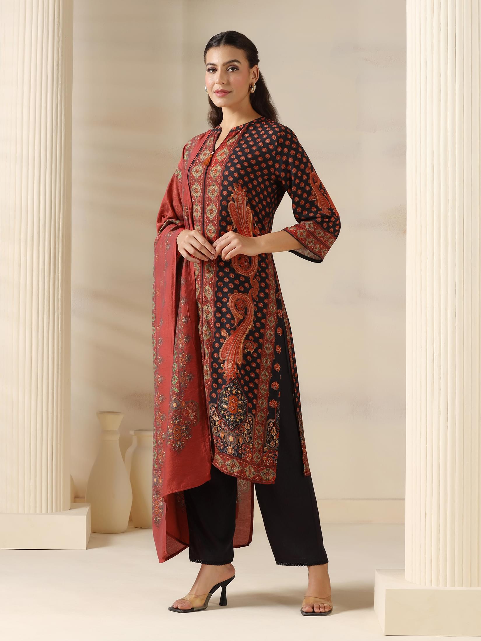 20120BLACKRUST_left