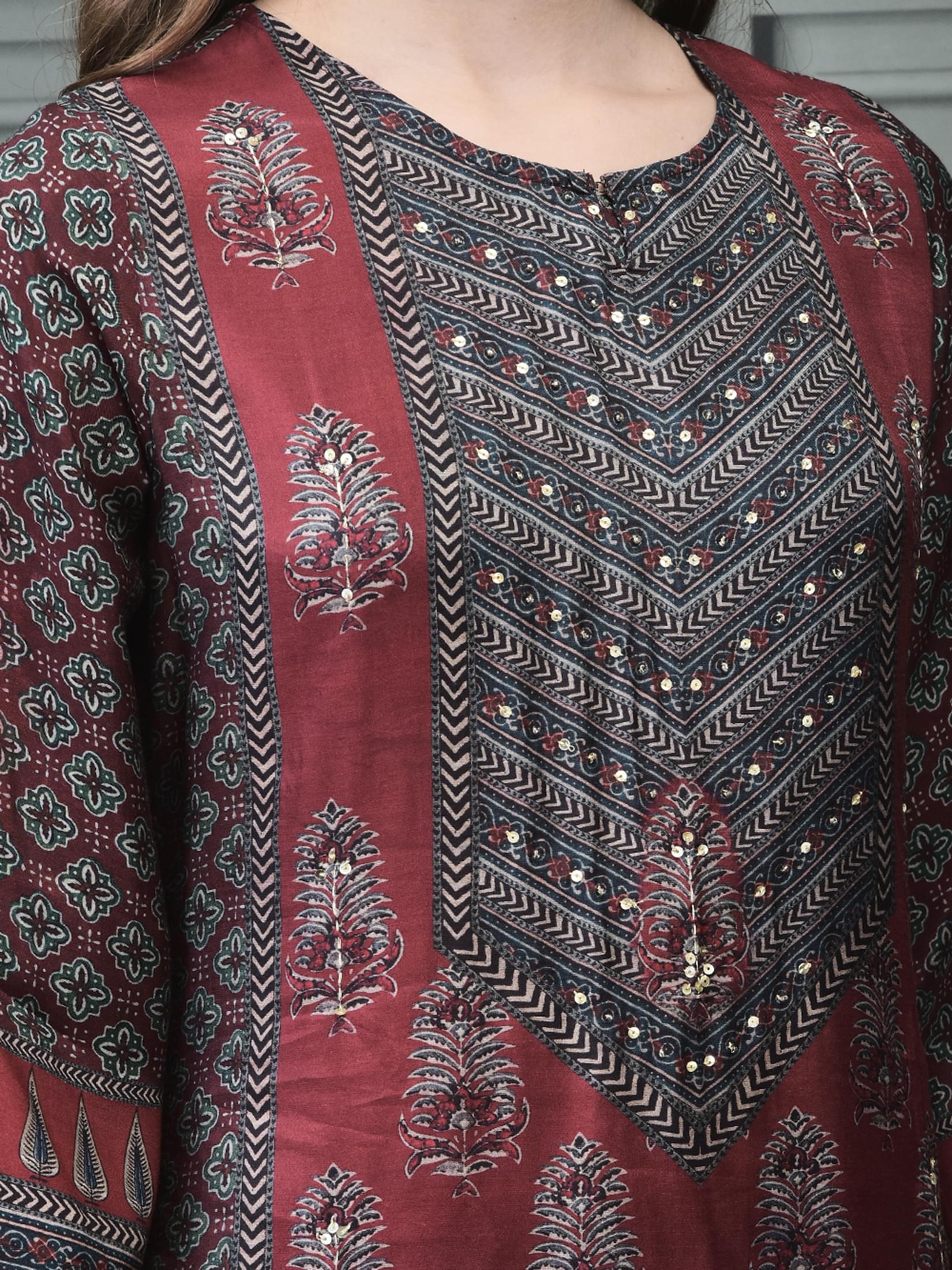 20135MAROON_closer.jpg
