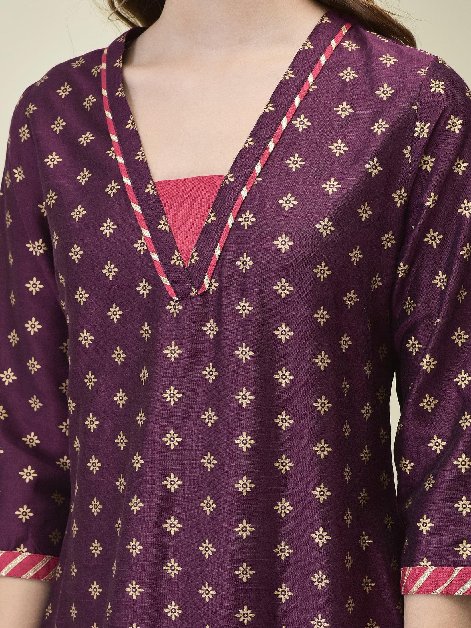 Women Silk Blend Burgundy Butti Print Kurta Comfort Pant Dupatta.