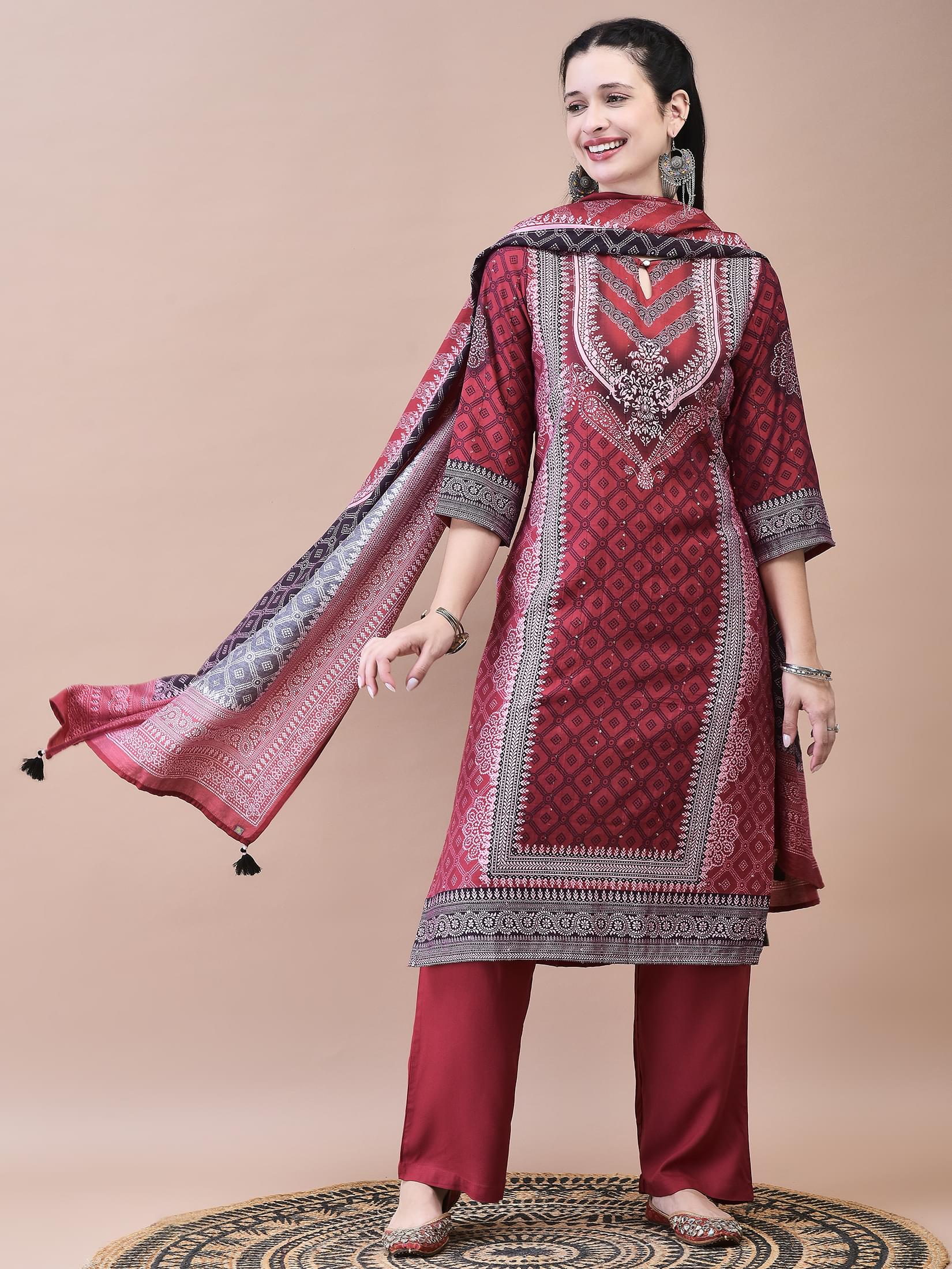 Women Muslin Maroon Bandhani Print Kurta Comfort Pant Dupatta.