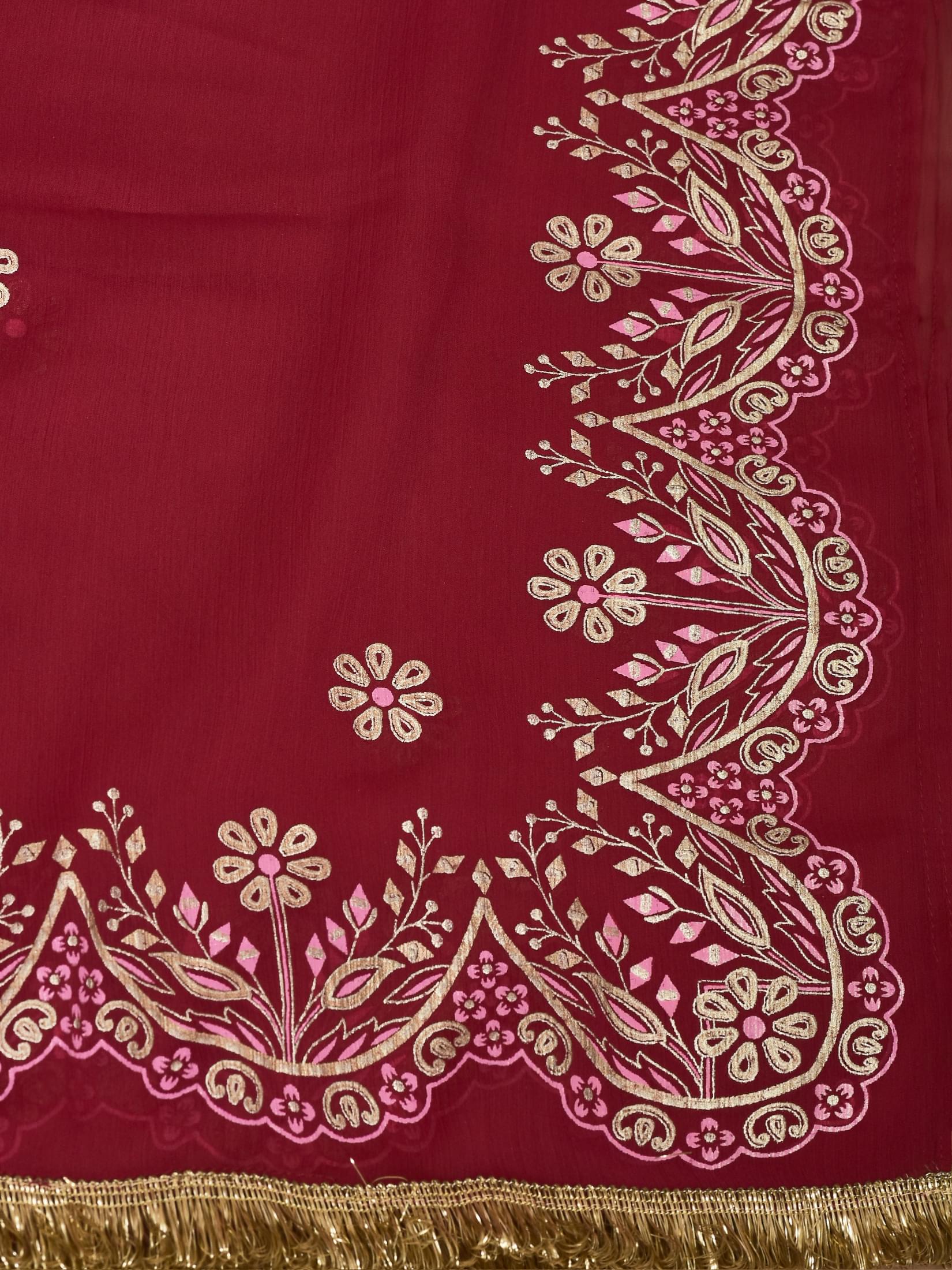 Women Samaira Fuchsia embroidered Blouse Skirt Dupatta.