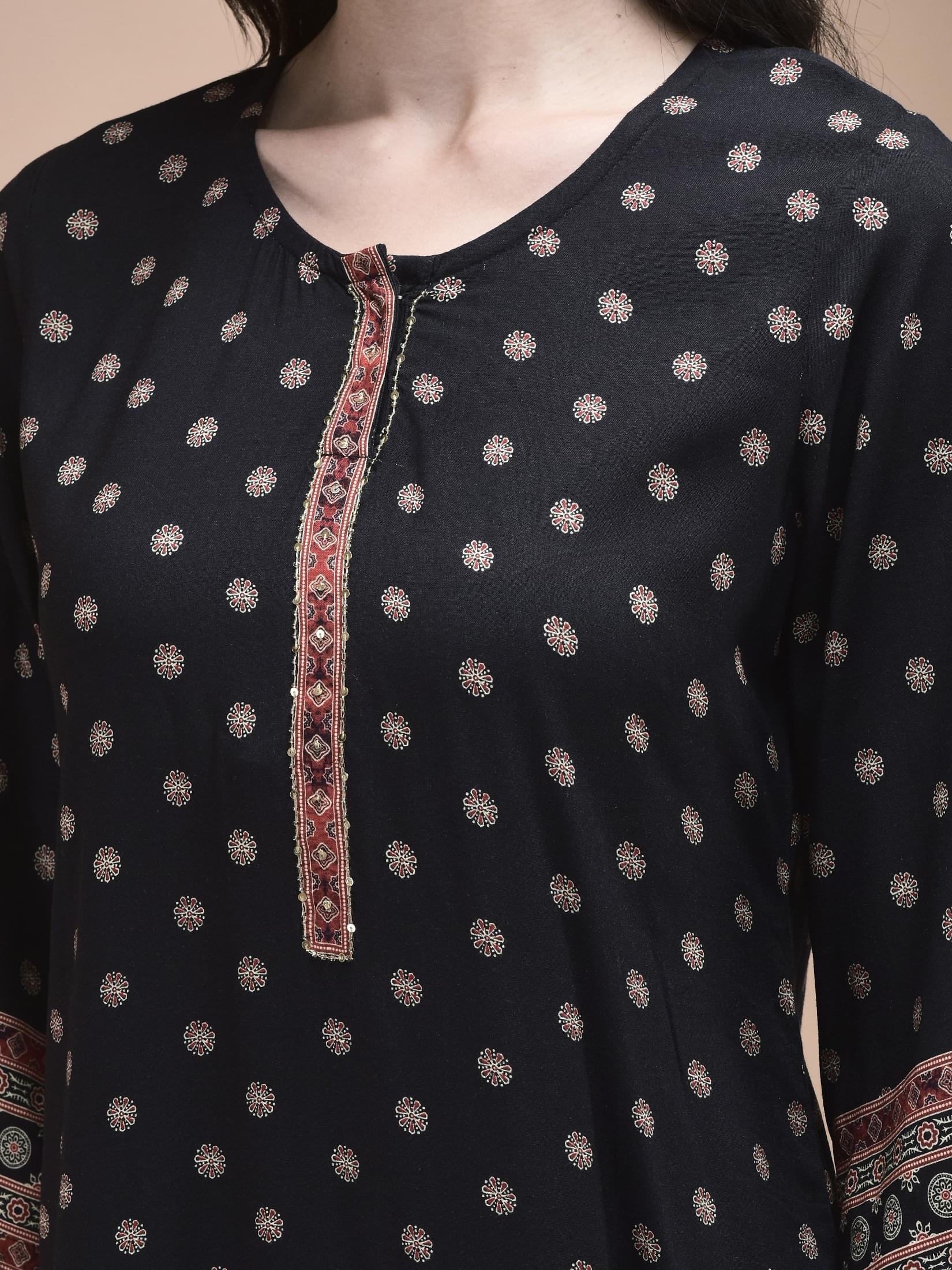 Women Liva Black Ajrakh Print Kurta Comfort Pant Dupatta.