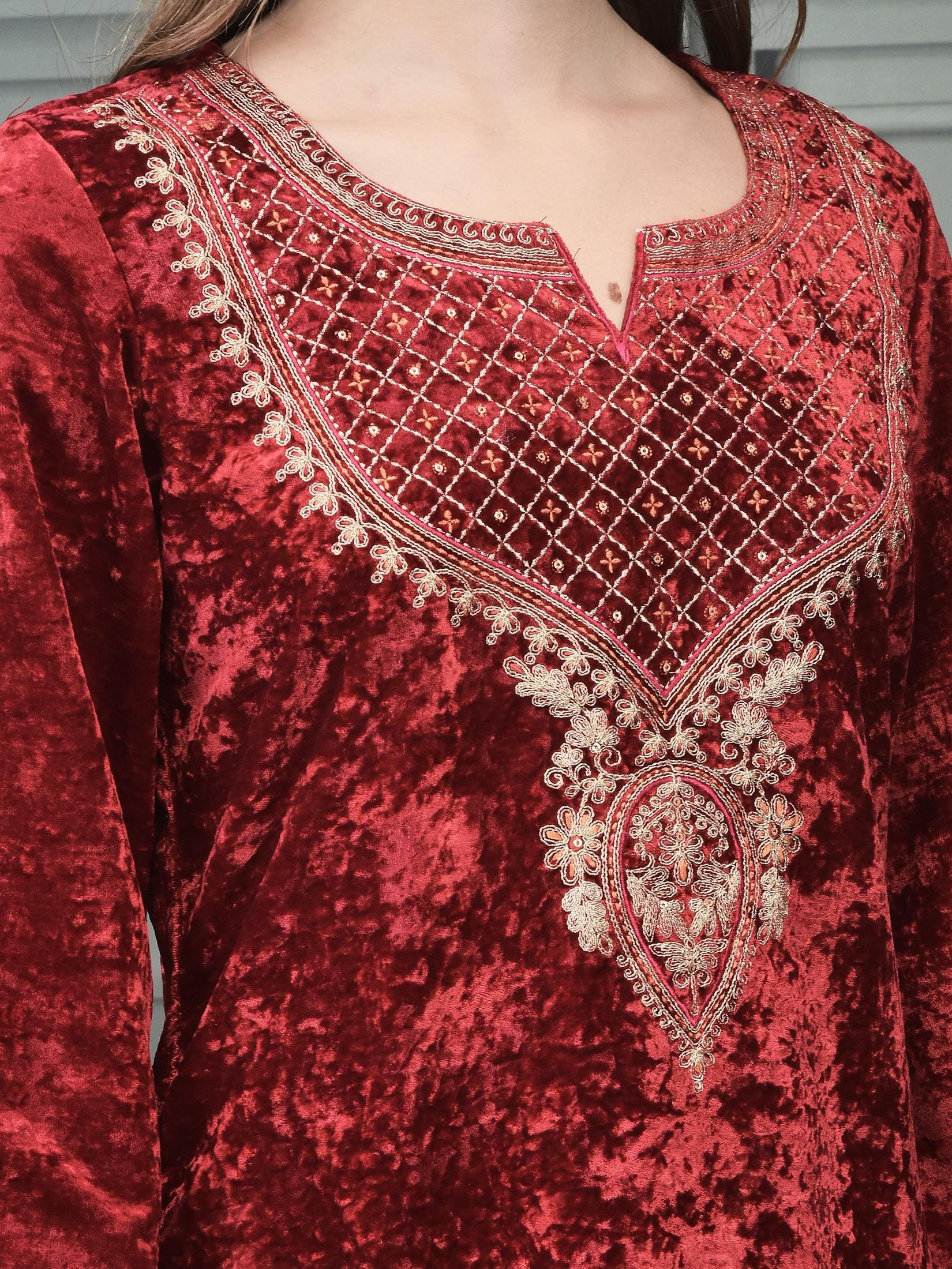 Women Winter Velvet Pink Embroidered Kurta Wide Leg Pant Dupatta.