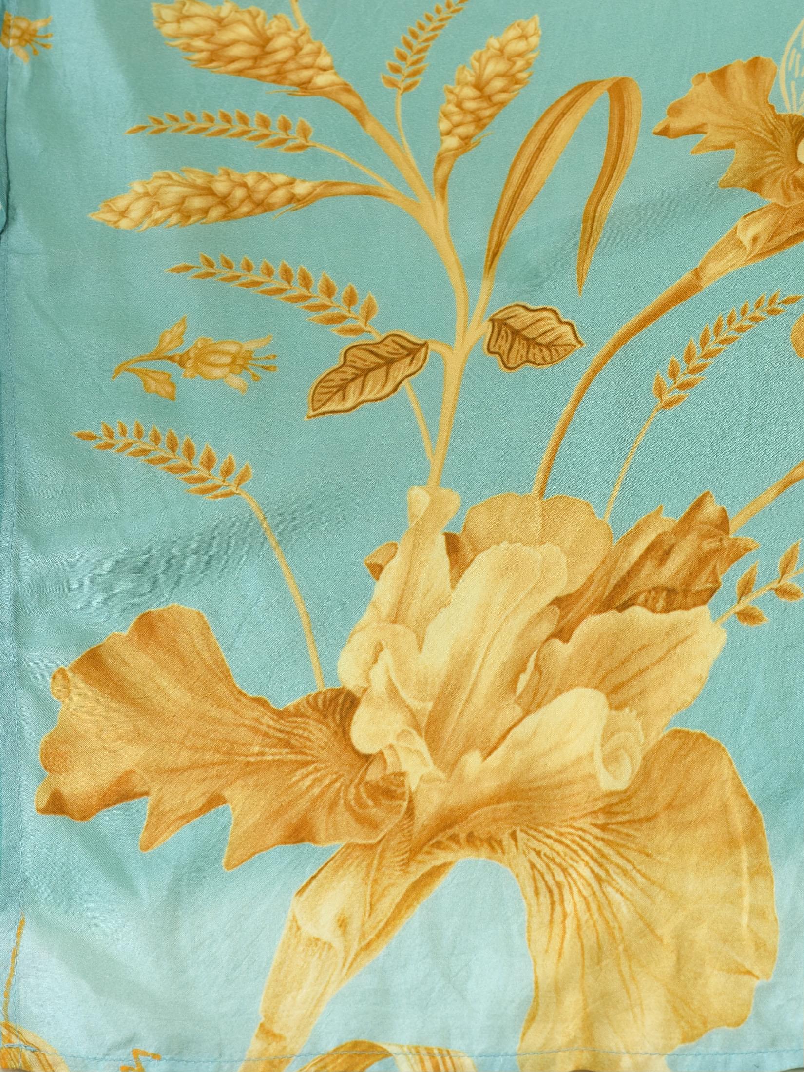 Women Muslin Blue Floral Print Kurta Comfort Pant Dupatta.