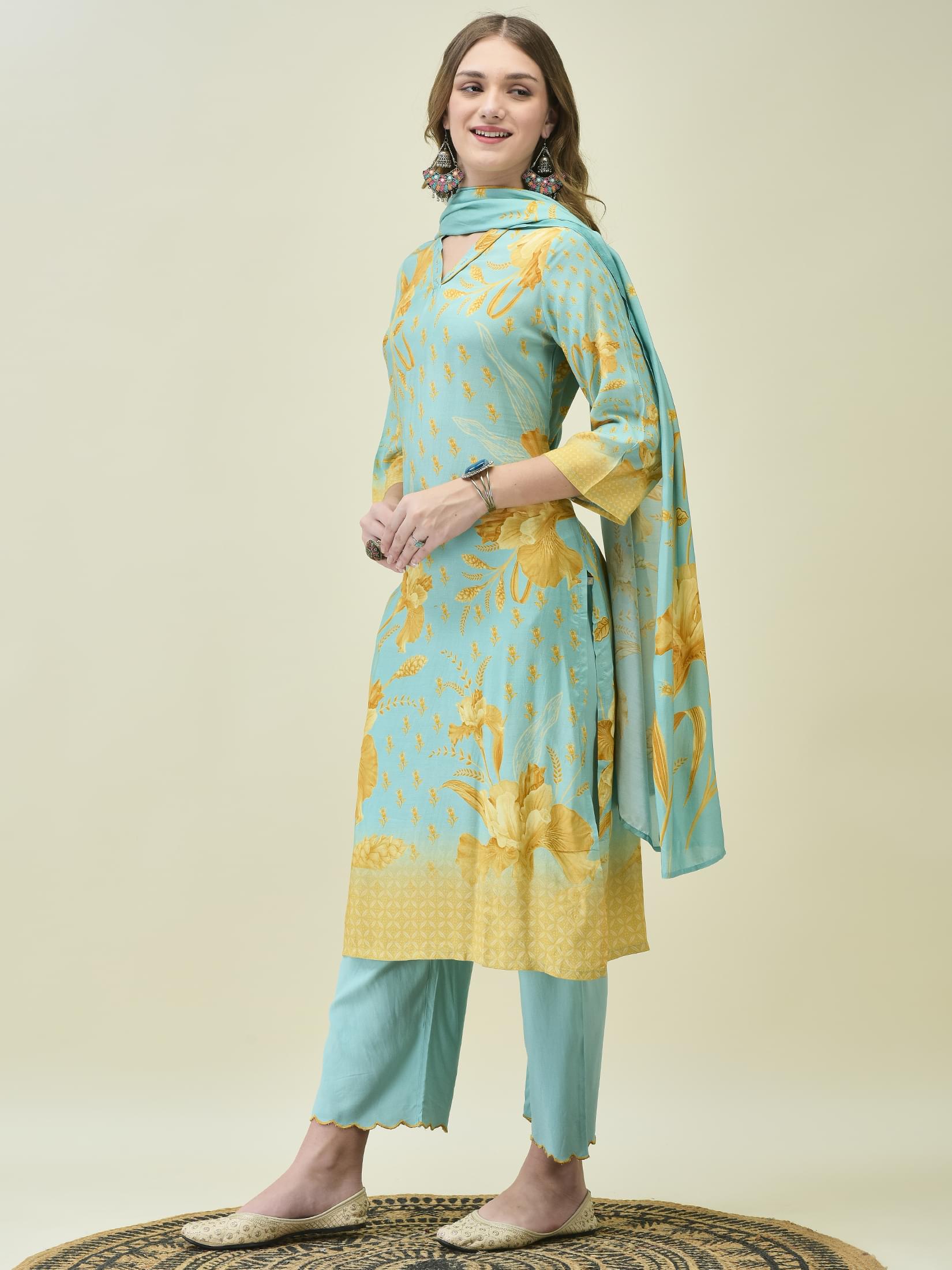 Women Muslin Blue Floral Print Kurta Comfort Pant Dupatta.
