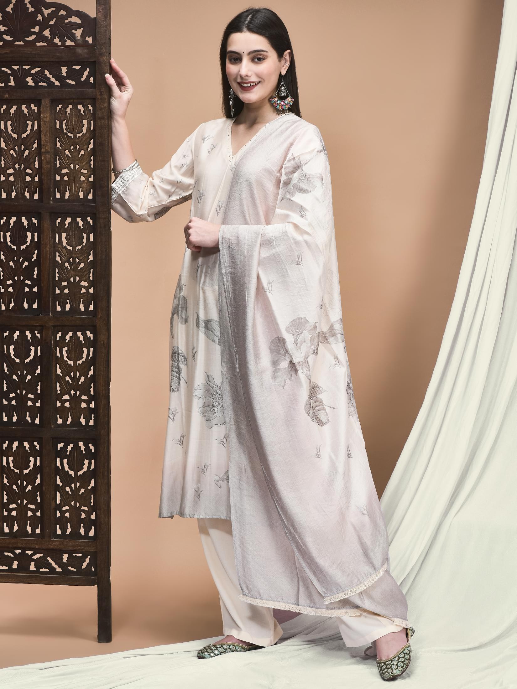 Women Liva Off White Floral Print Kurta Comfort Pant Dupatta.