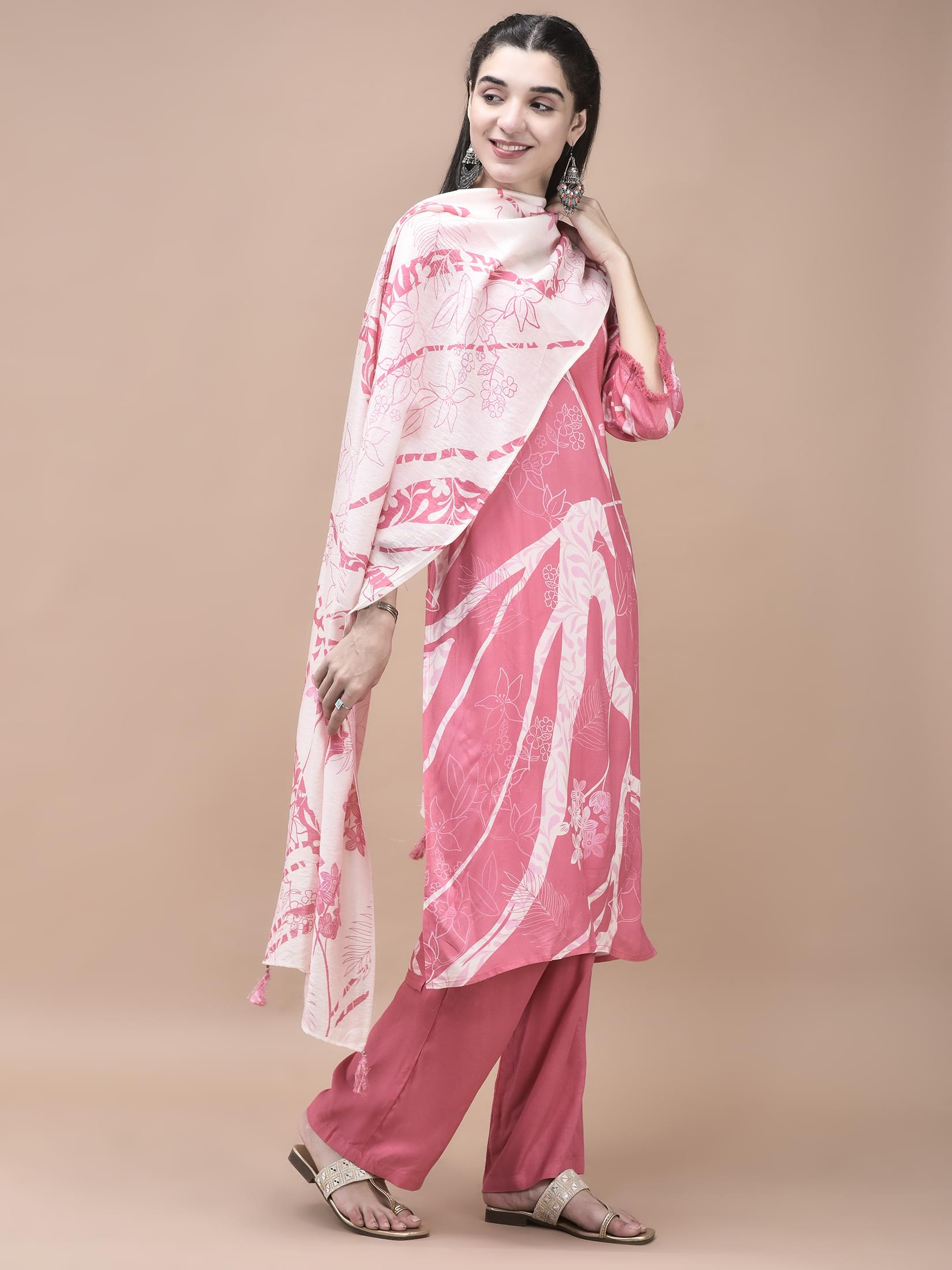 Women Liva (Rayon) Pink Floral Print Kurta Comfort Pant Dupatta.