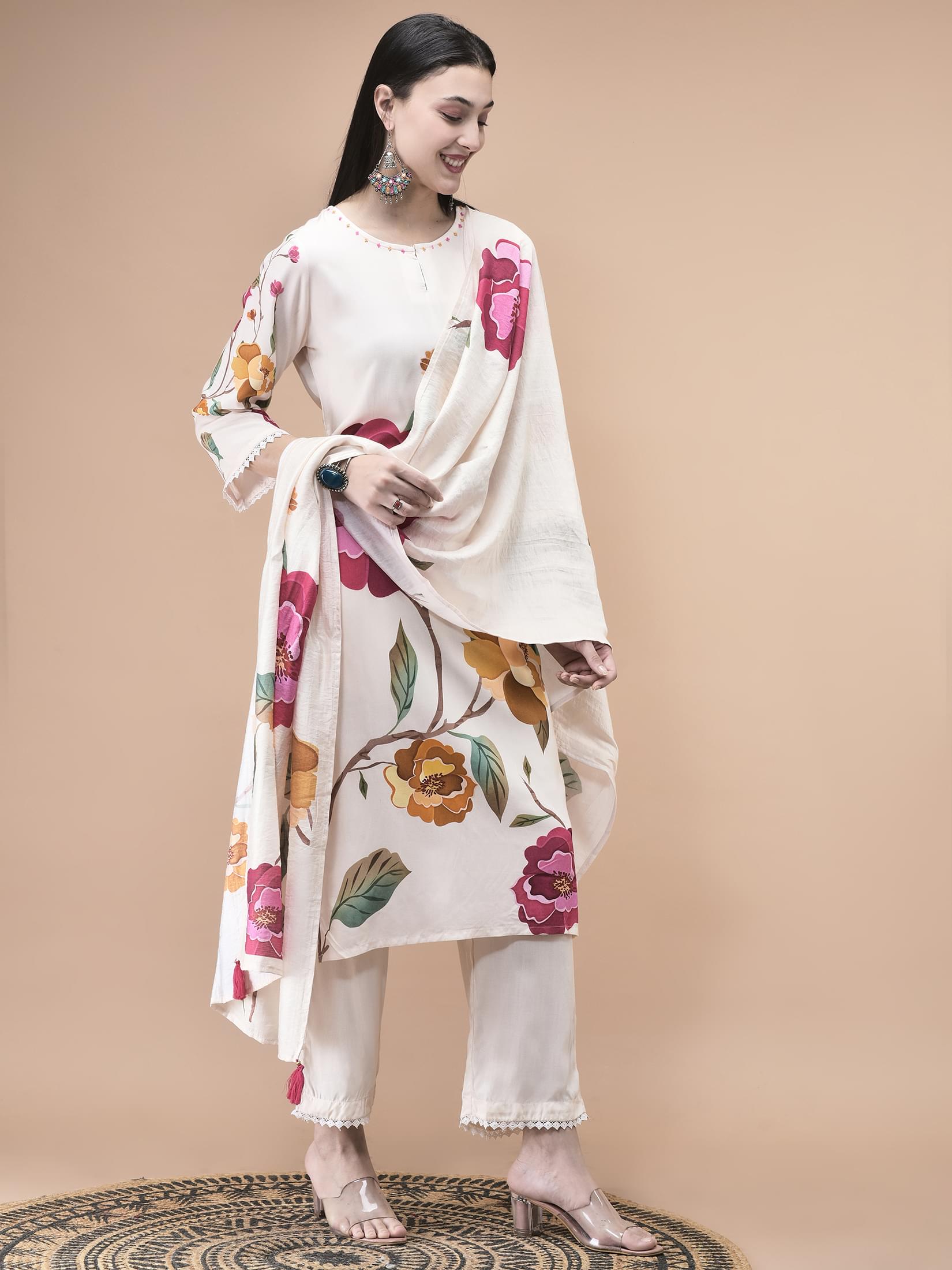 Women Liva Off White Floral Print Kurta Comfort Pant Dupatta.