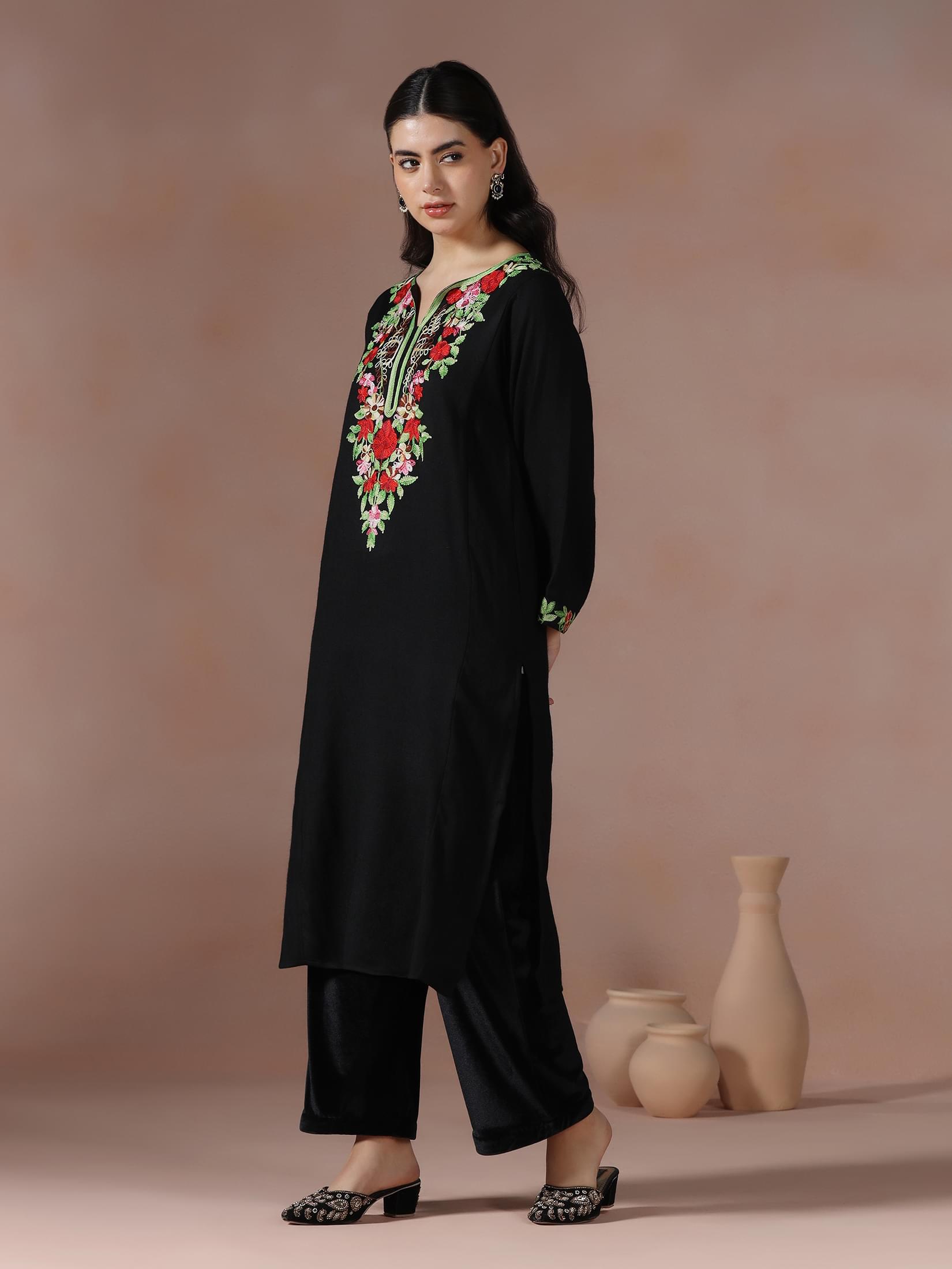 Winter Women Acrylic Black Embroidered Kurta.