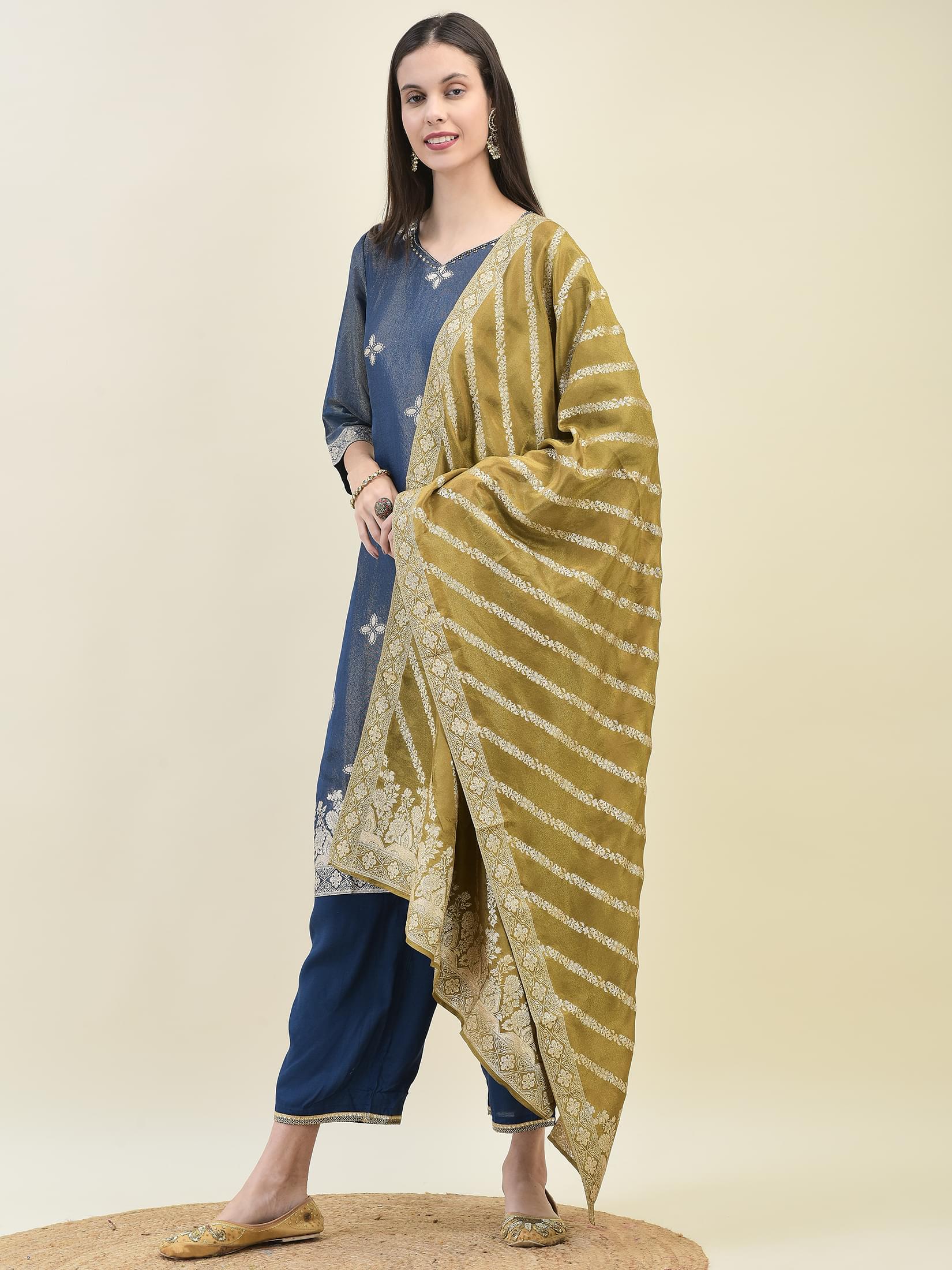 Women Jacquard Blue Ornamental Print Kurta Comfort Pant Dupatta.