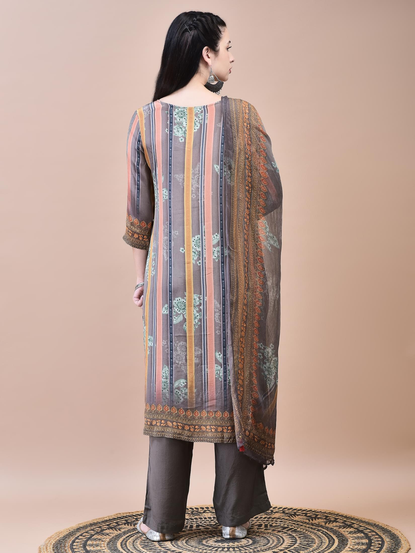 Women Crepe Grey Floral Print Kurta Comfort Pant Dupatta.