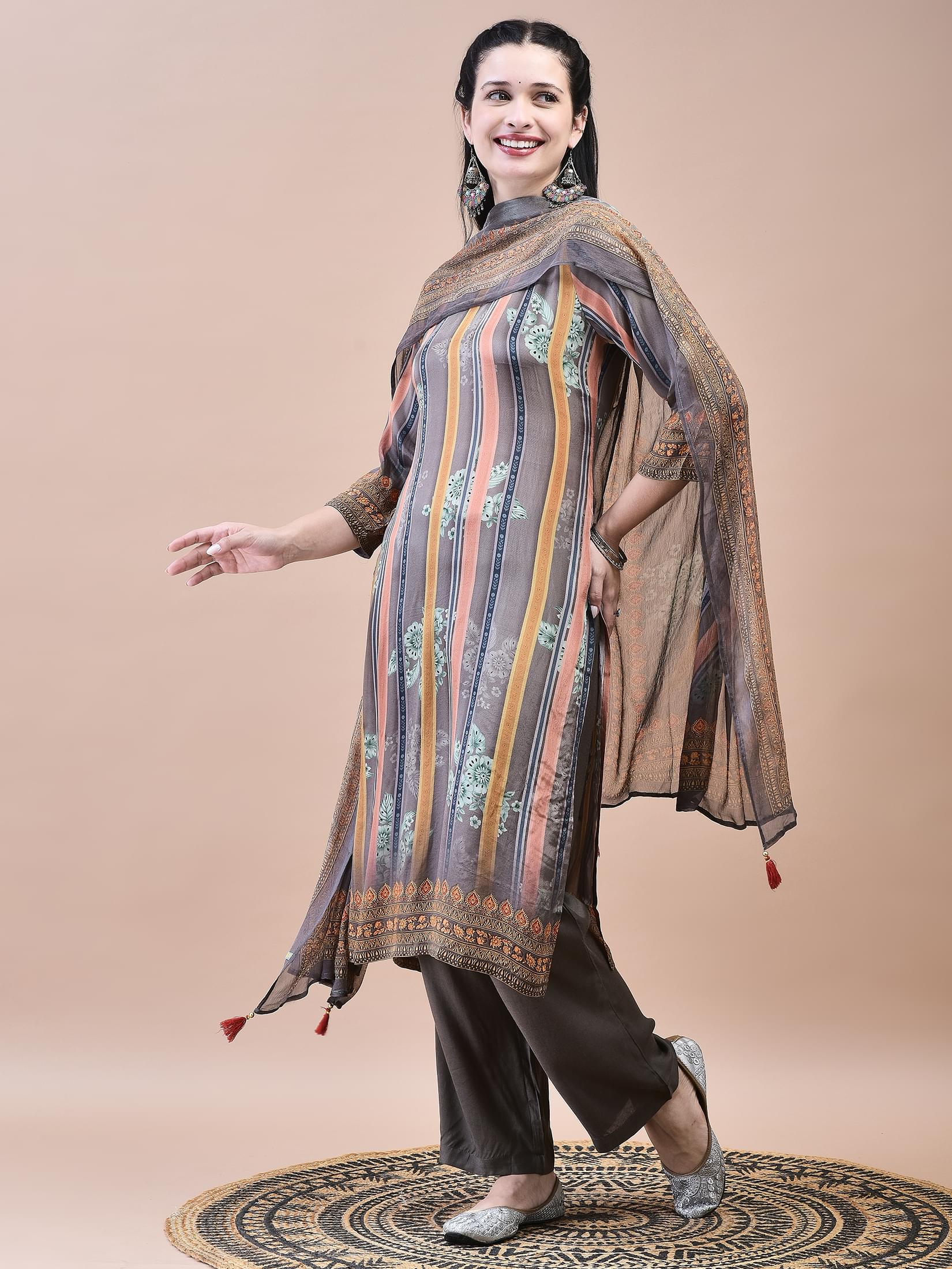 Women Crepe Grey Floral Print Kurta Comfort Pant Dupatta.