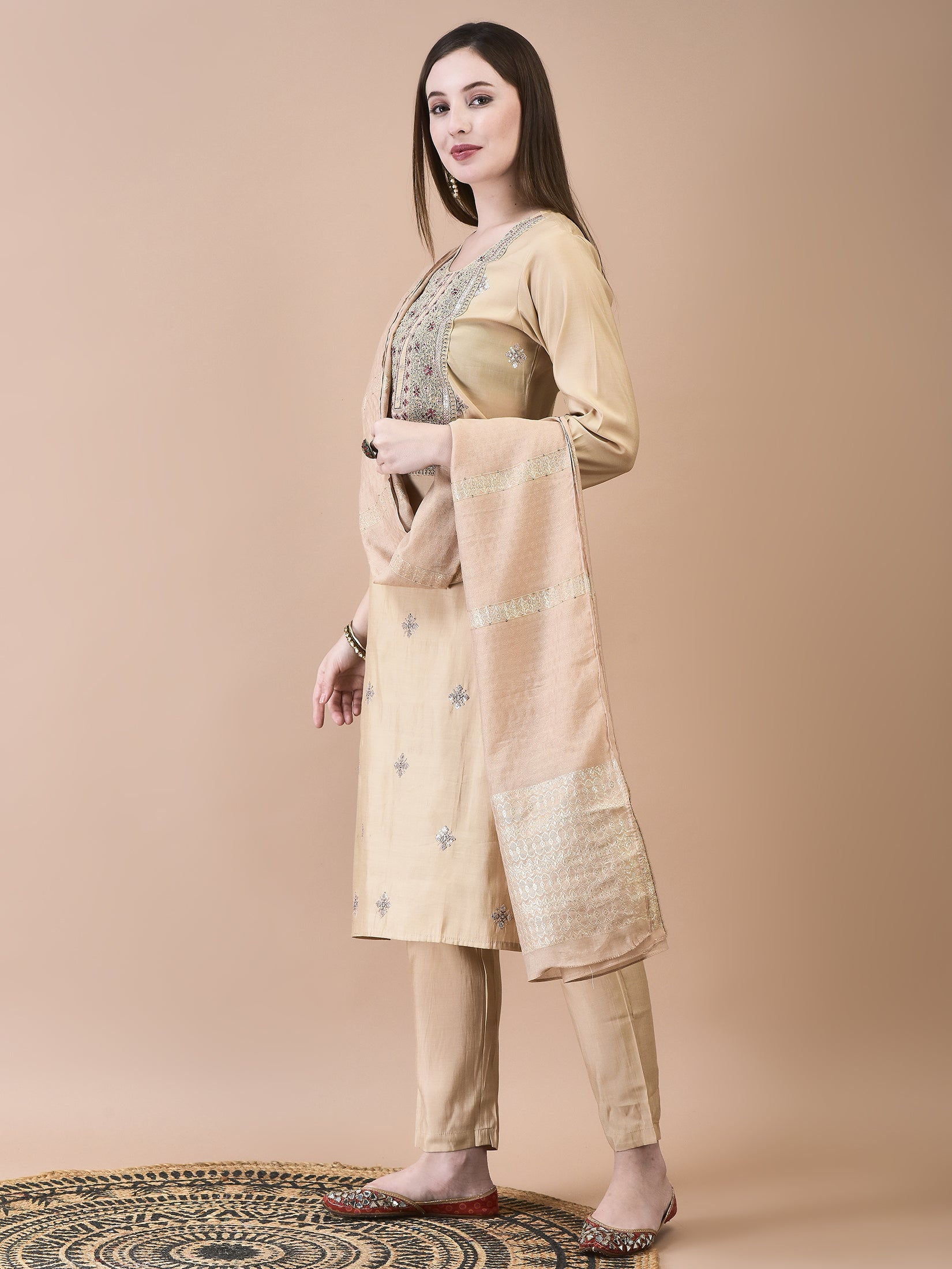 20279CREAM_left