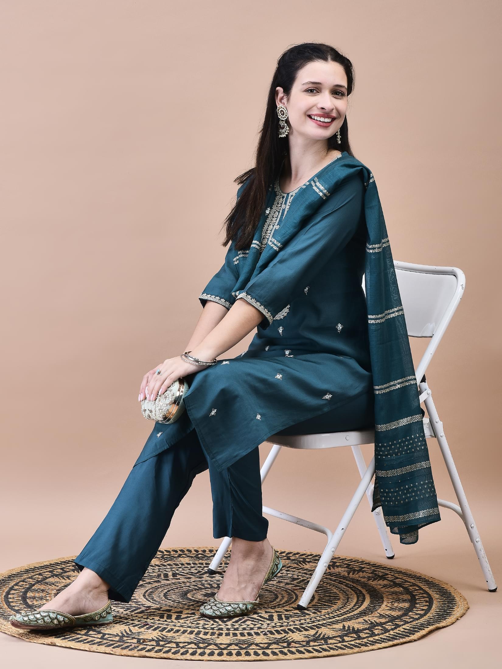 Women Chanderi Green Embroidered Kurta Crop top Trouser Dupatta.