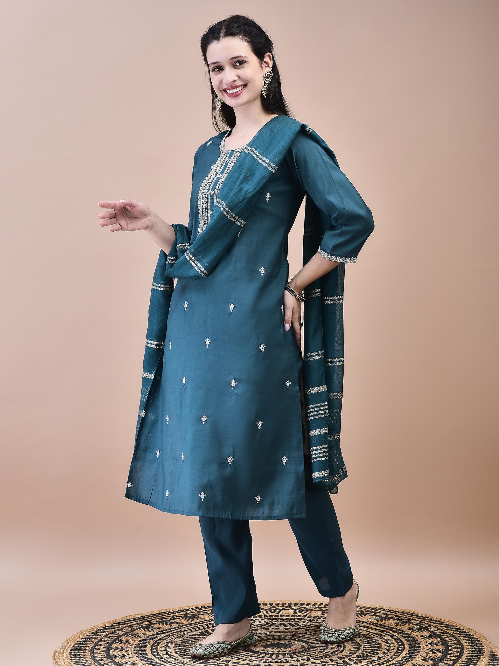 Women Chanderi Green Embroidered Kurta Crop top Trouser Dupatta.