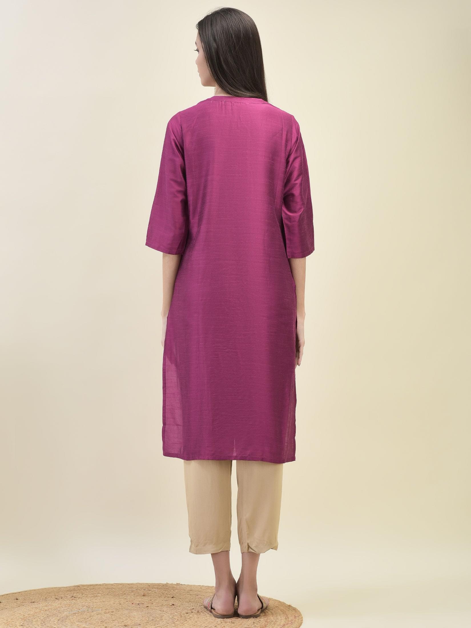 Women Silk Blend Purple Solid Kurta.