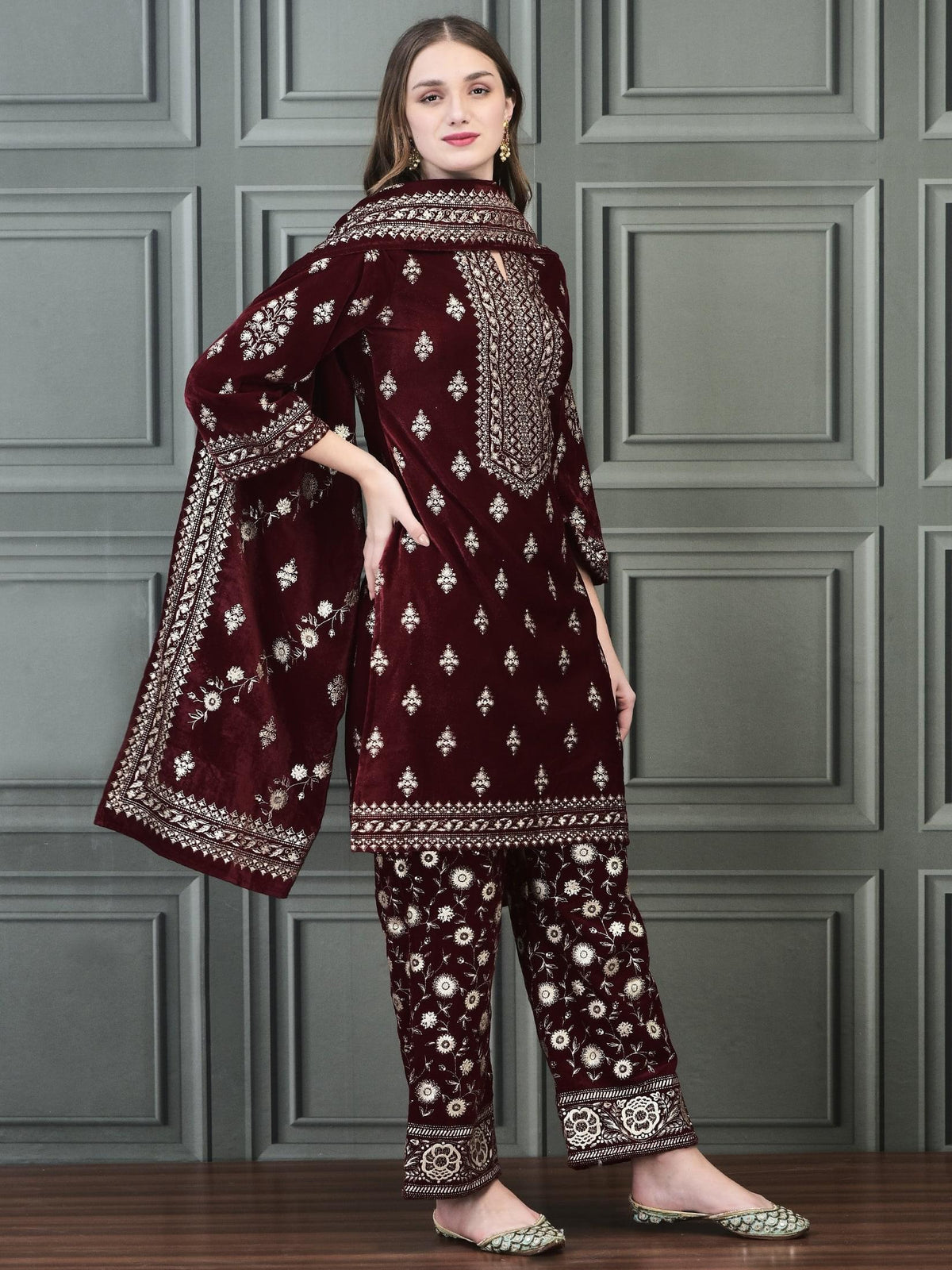 20330MAROON_right_6cfab564-8081-4324-b8eb-b34cfcca9165