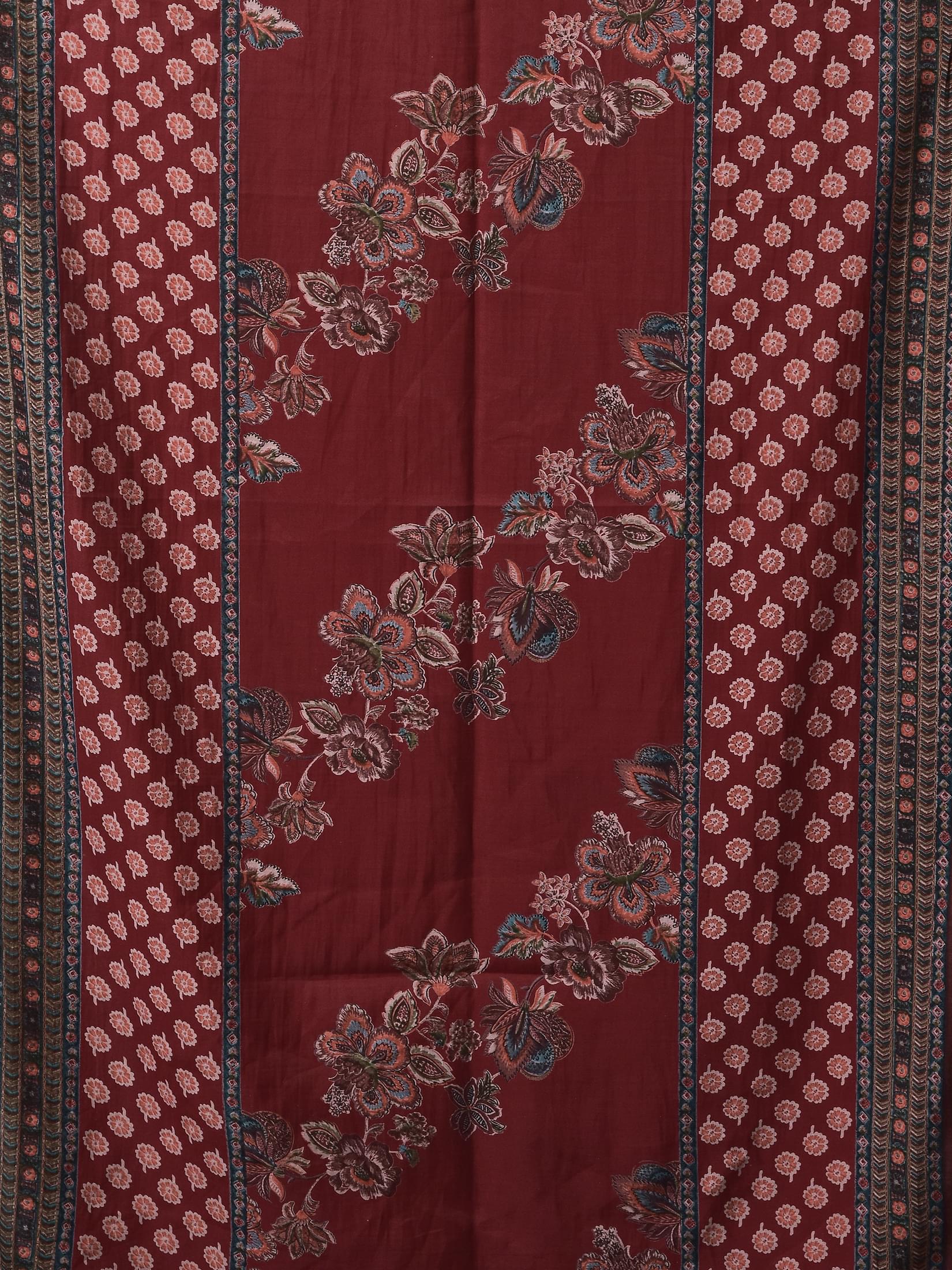 Women Poly Viscose Maroon Calico Print Kurta Comfort Pant Chanderi Dupatta.