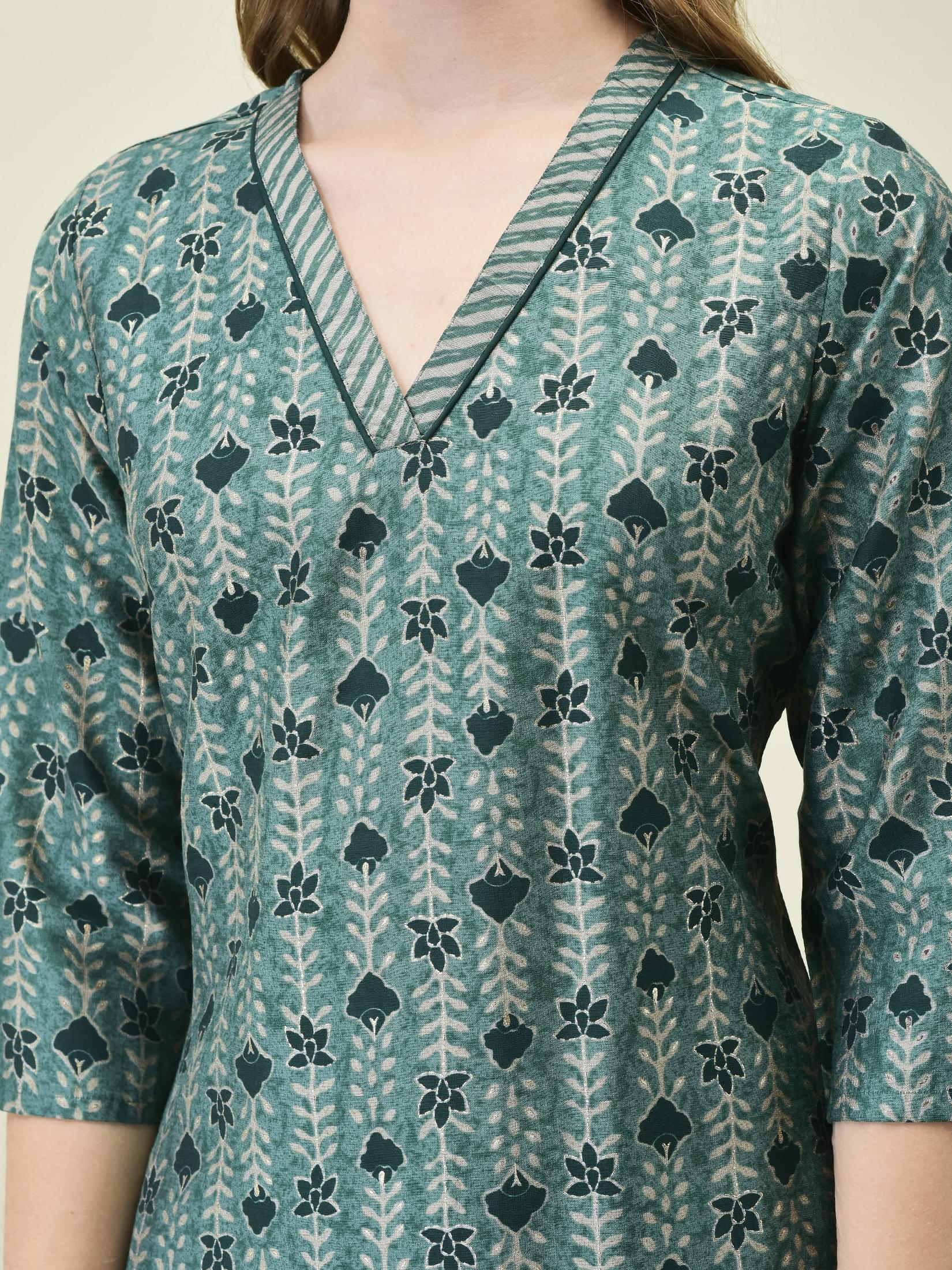 Women Muslin Teal Floral Print Kurta Comfort Pant Chanderi Dupatta.