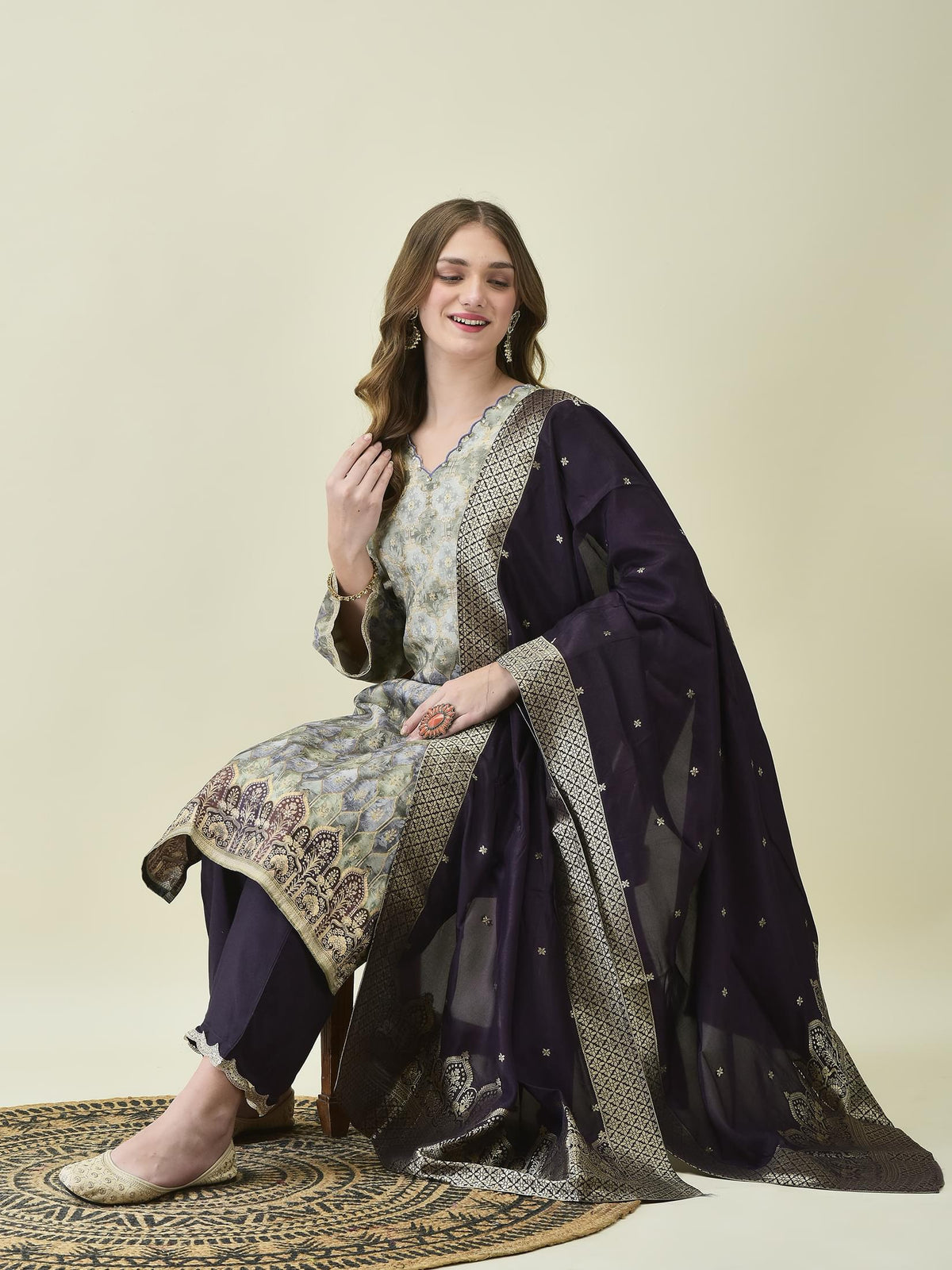 Women Dola Jacquard Grey Kurta Comfort Pant Dupatta.
