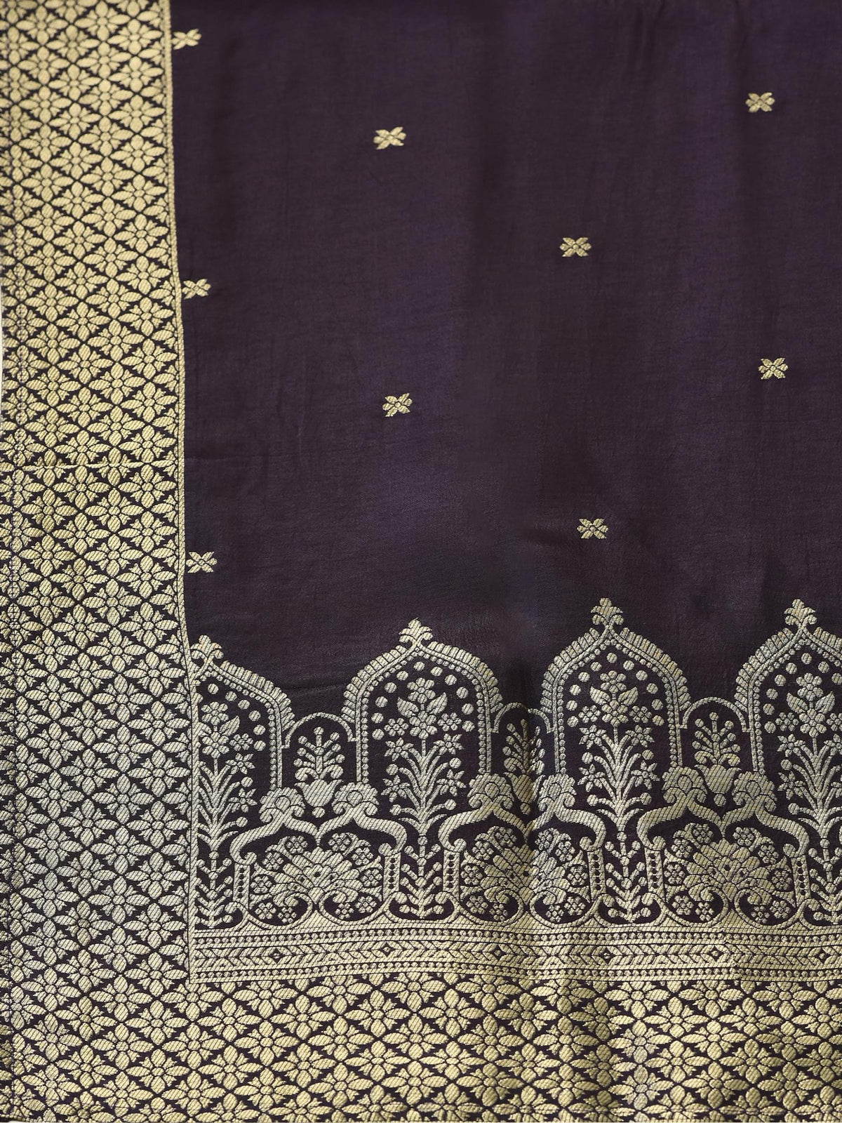 Women Dola Jacquard Grey Kurta Comfort Pant Dupatta.