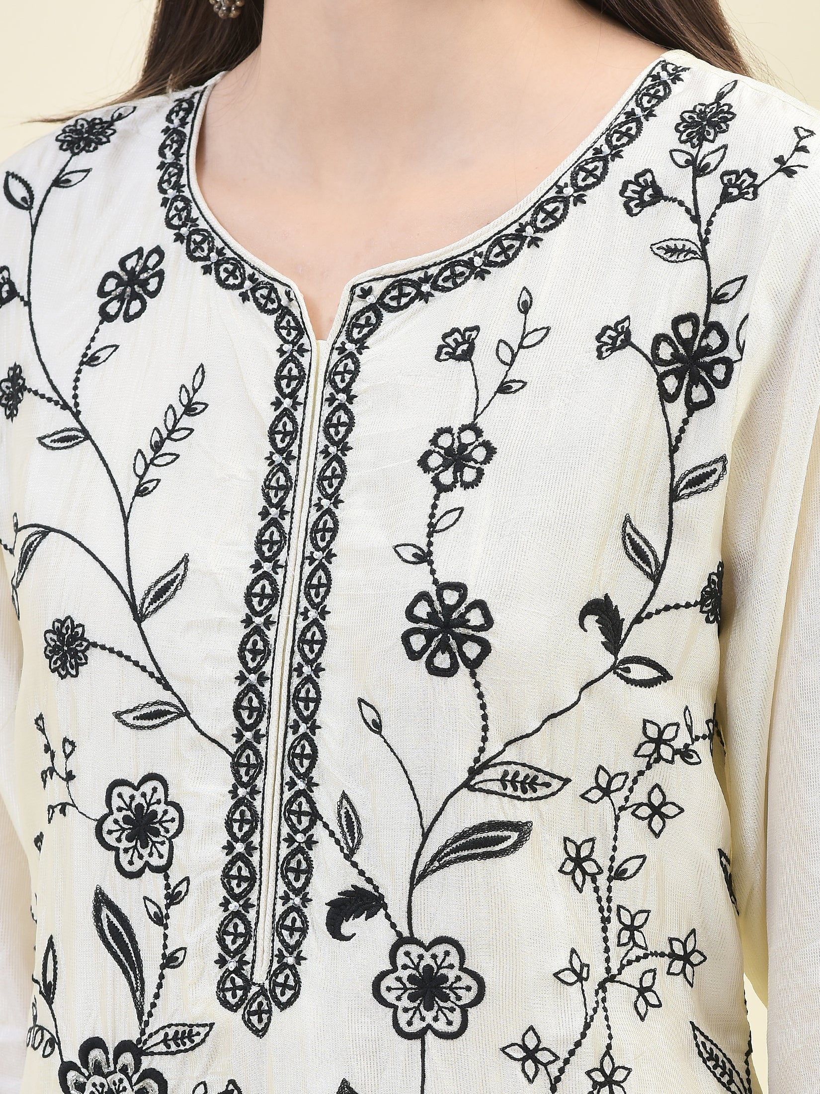 20368OFFWHITE_closer