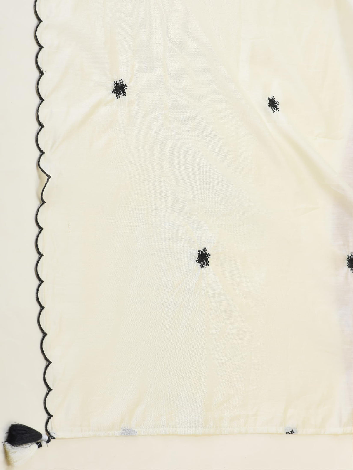 Women Poly Viscose Off White Embroidered Kurta Comfort Pant Dupatta.