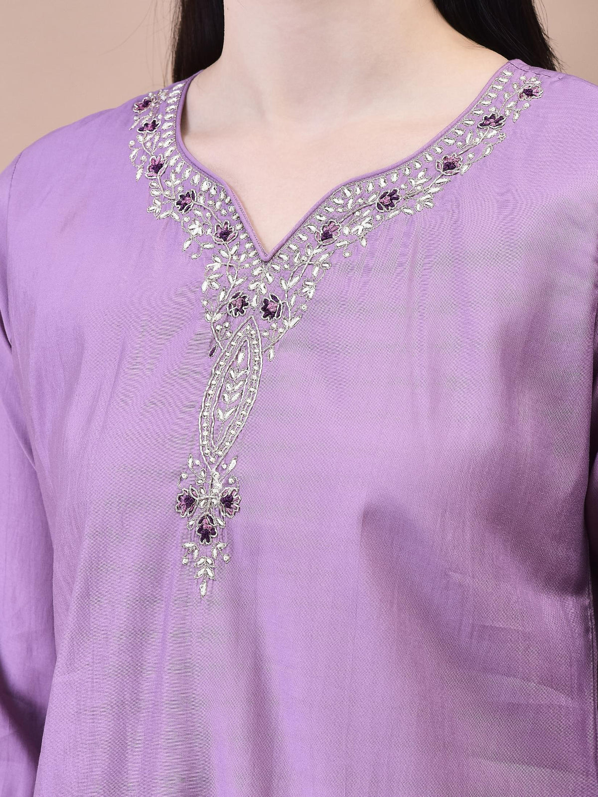 Women Poly Viscose Purple Embroidered Kurta Comfort Pant Chanderi Dupatta.