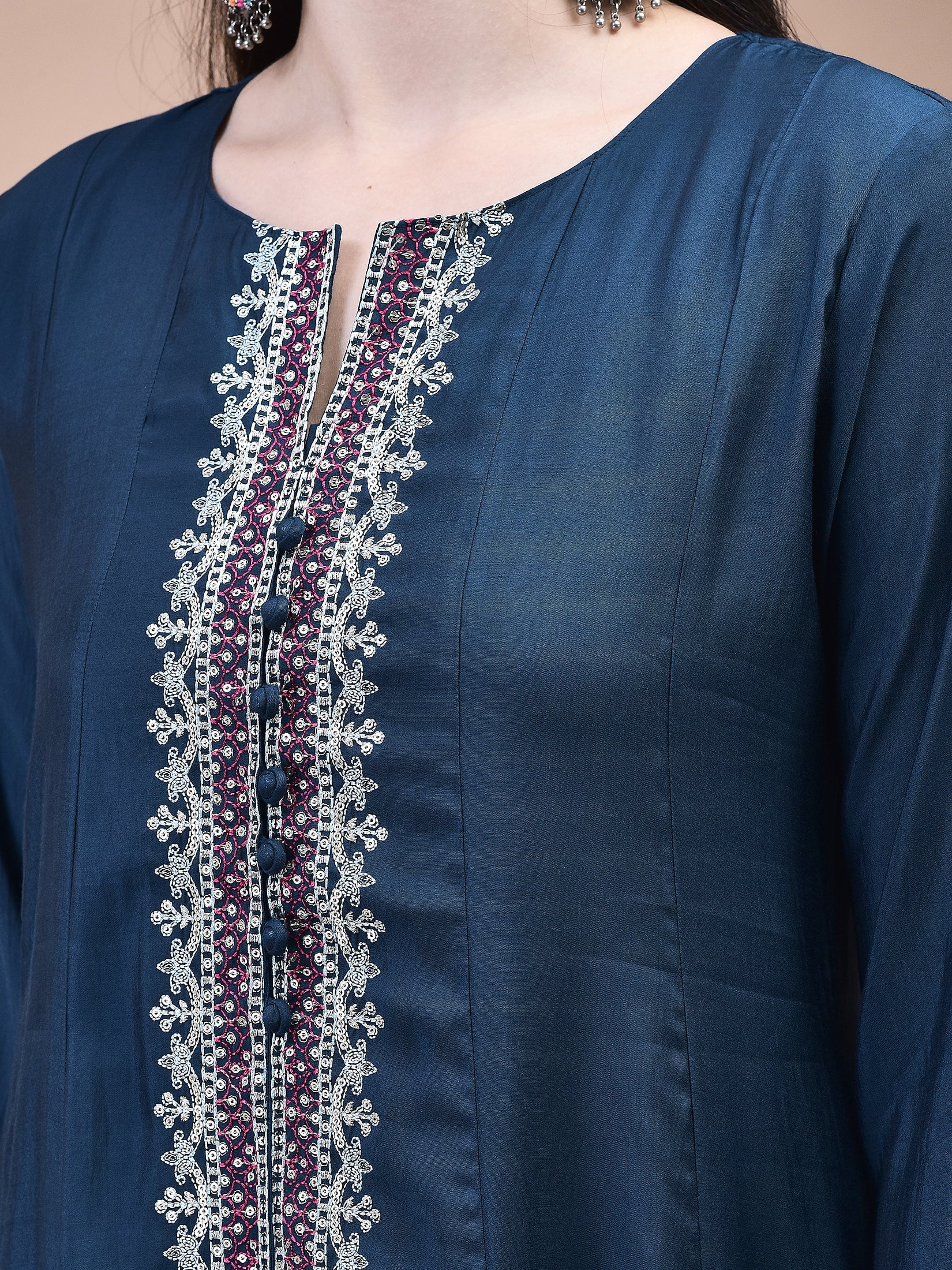 20384PEACOCKBLUE_closer