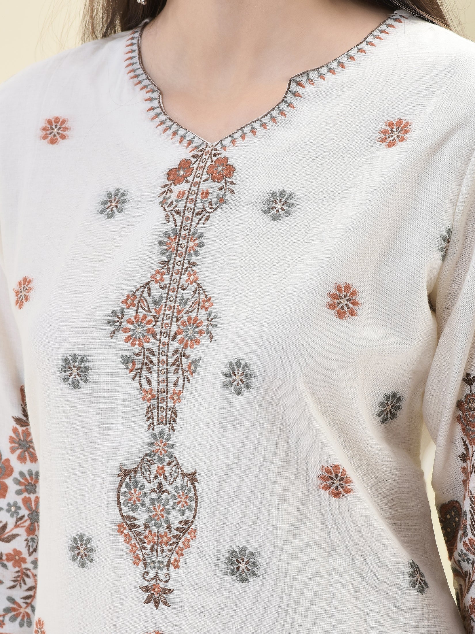 20391OFFWHITE_closer