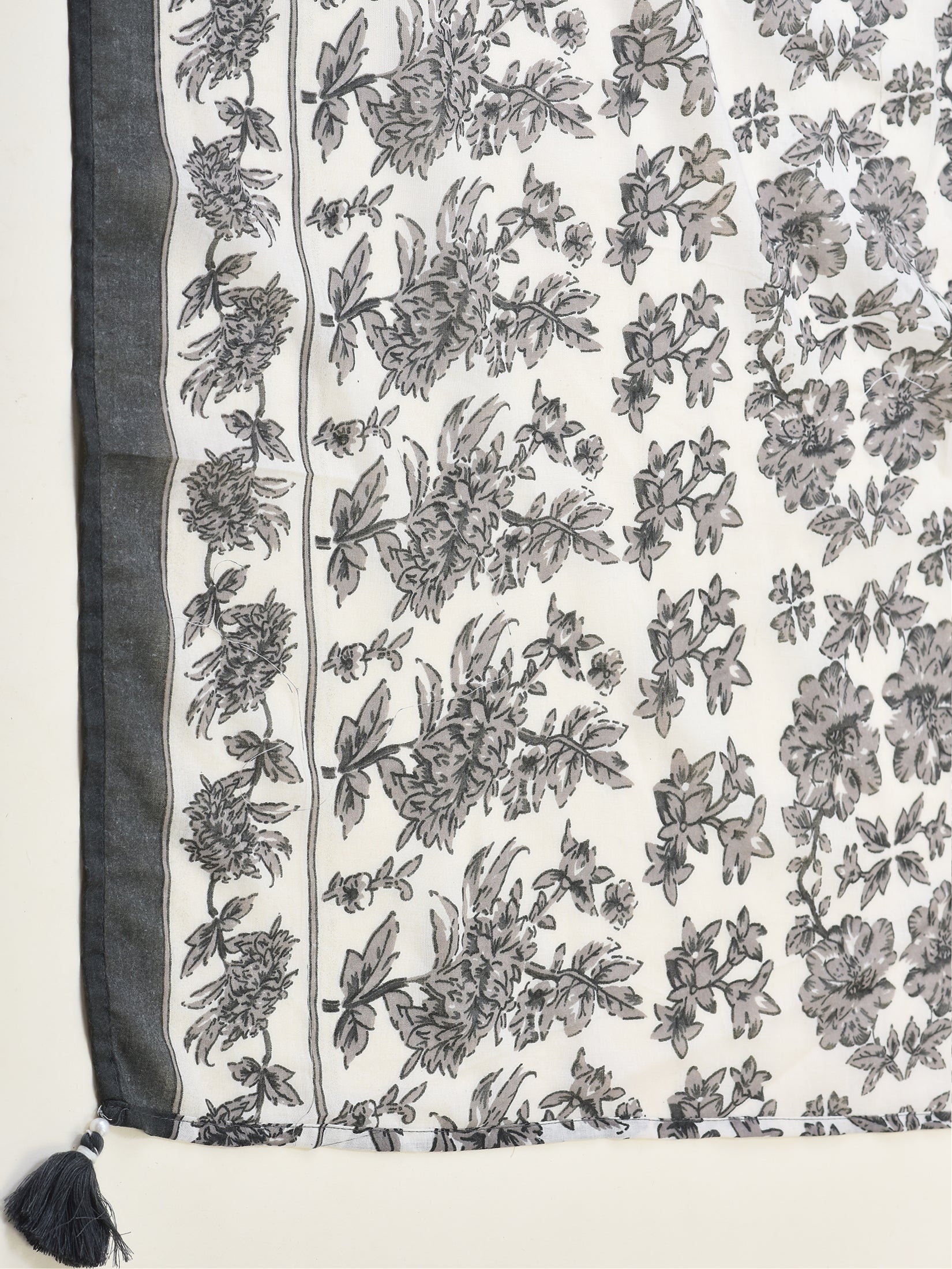 20399BLACK_WHITE_dupatta