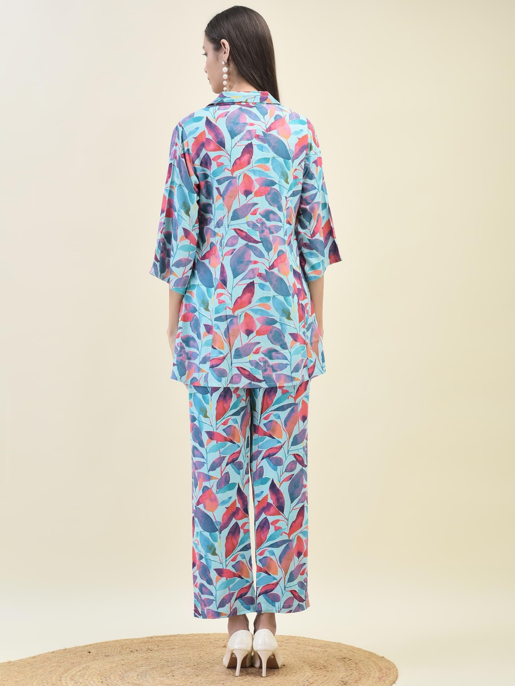 Women Liva Rayon Multicolor Abstract Print Co-Ord Set.