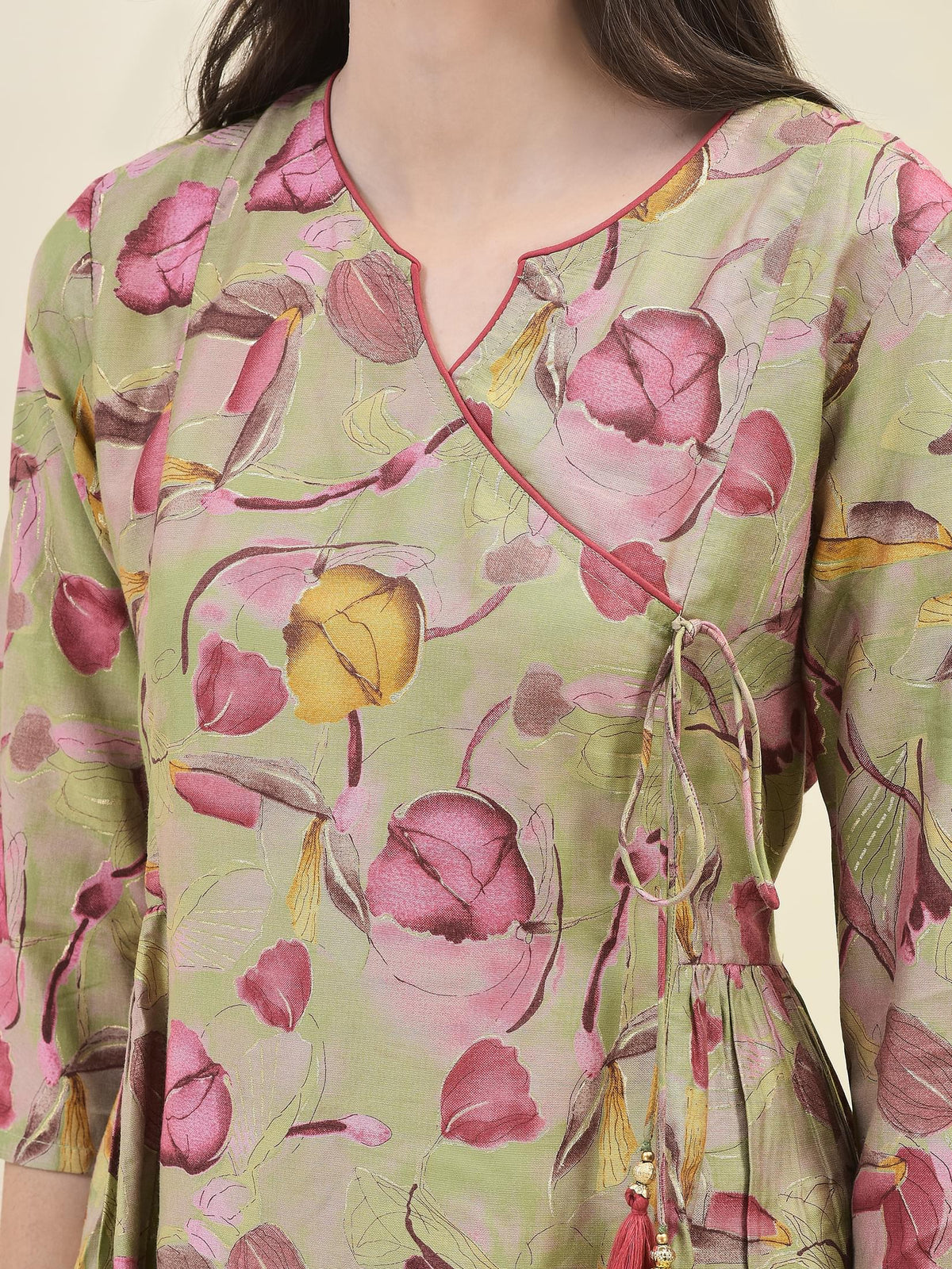 Women Viscose Green Tropical Print Co-Ord Set.