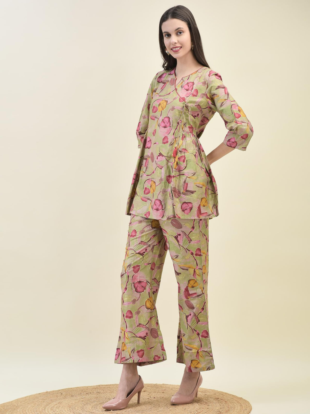 Women Viscose Green Tropical Print Co-Ord Set.