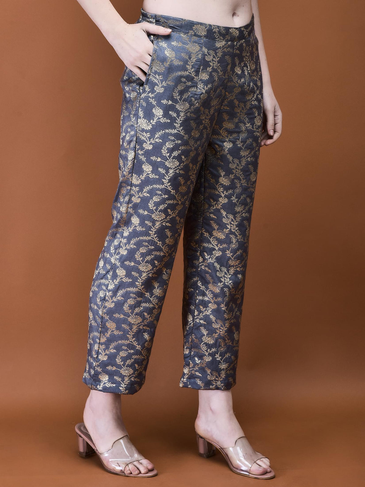 Women Jacquard Grey Woven Co-Ord Set.