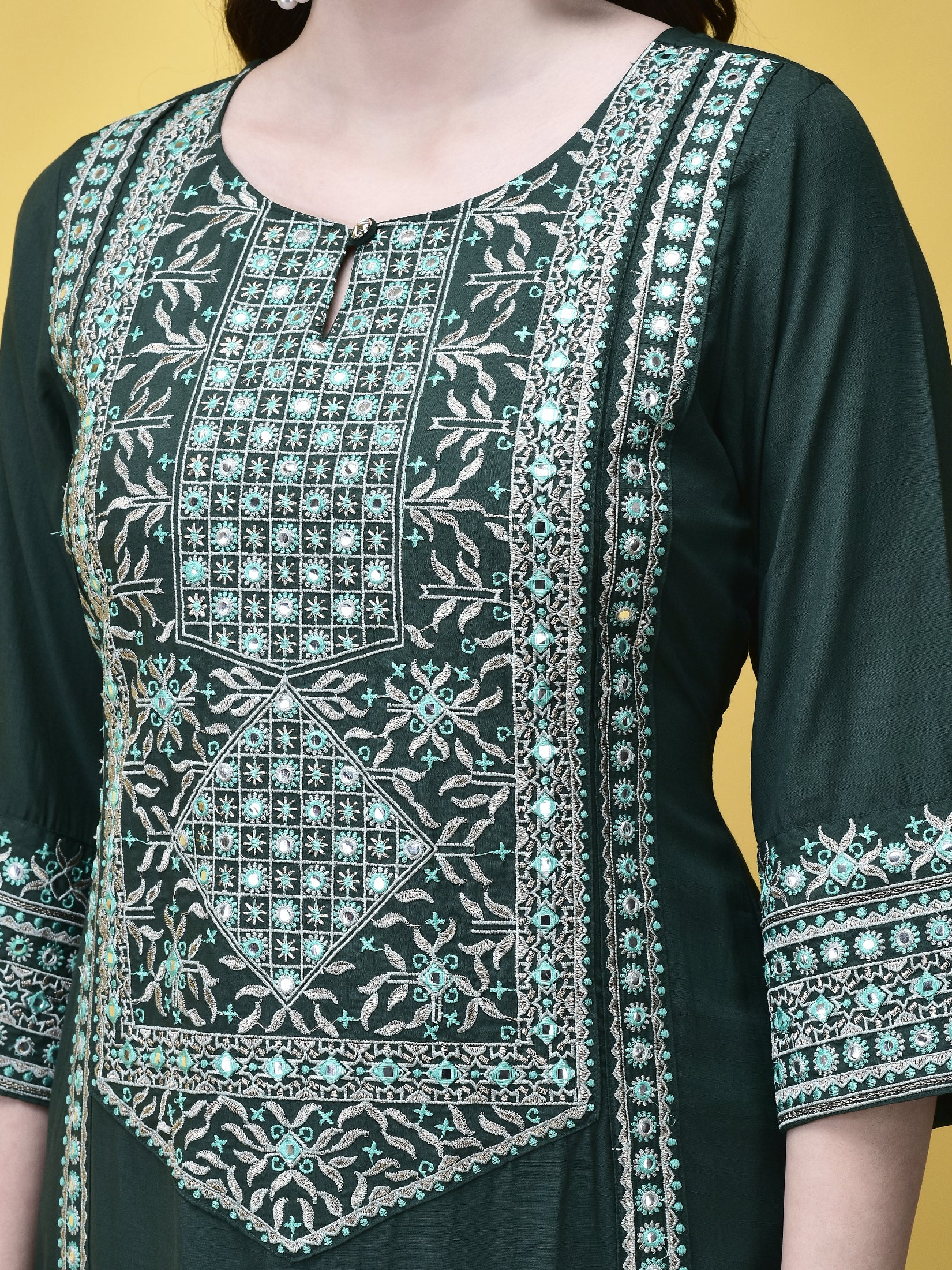 20459EMERALDGREEN_closer