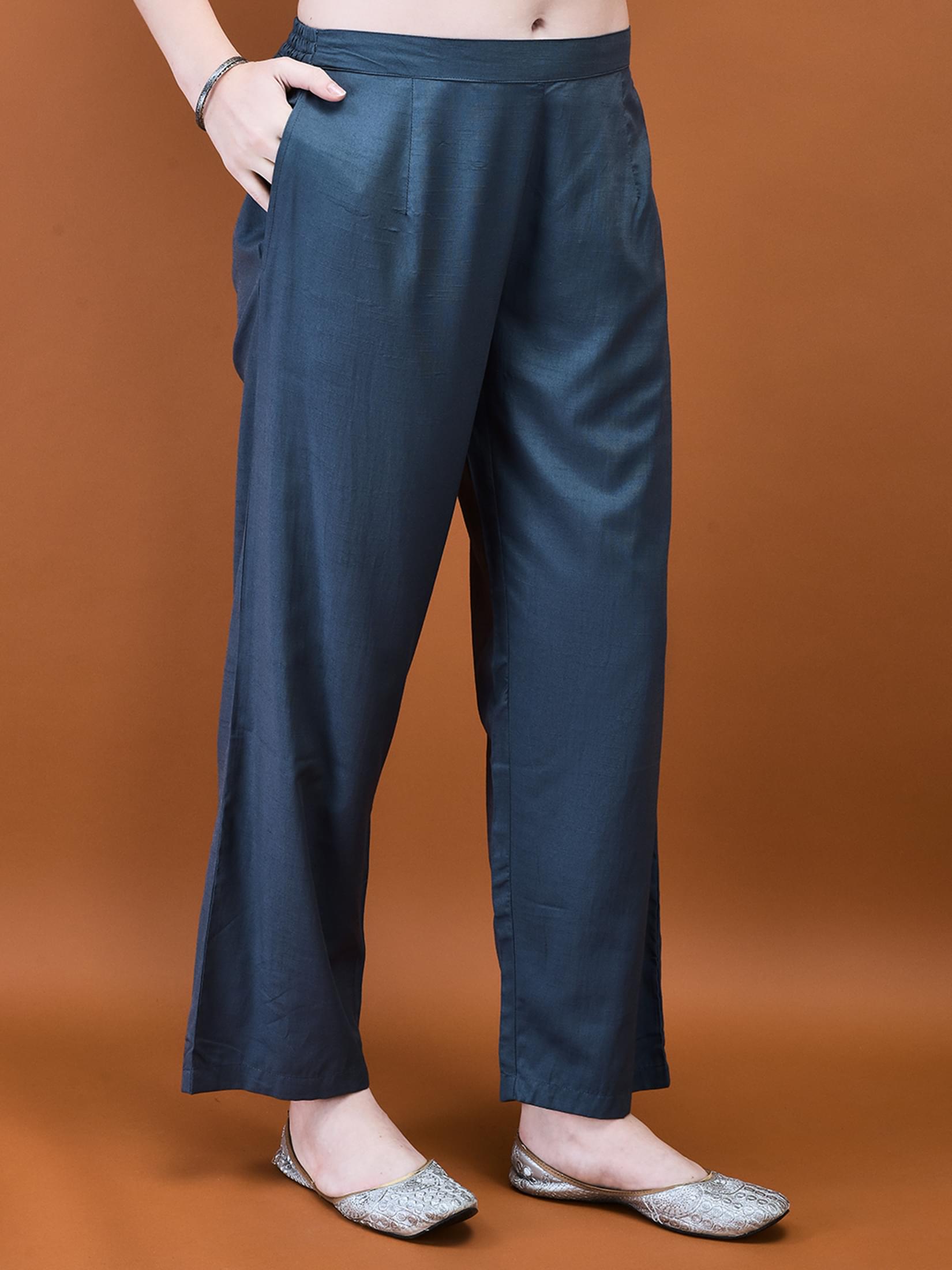 Women Poly Viscose Blue Solid Co-Ord Set.