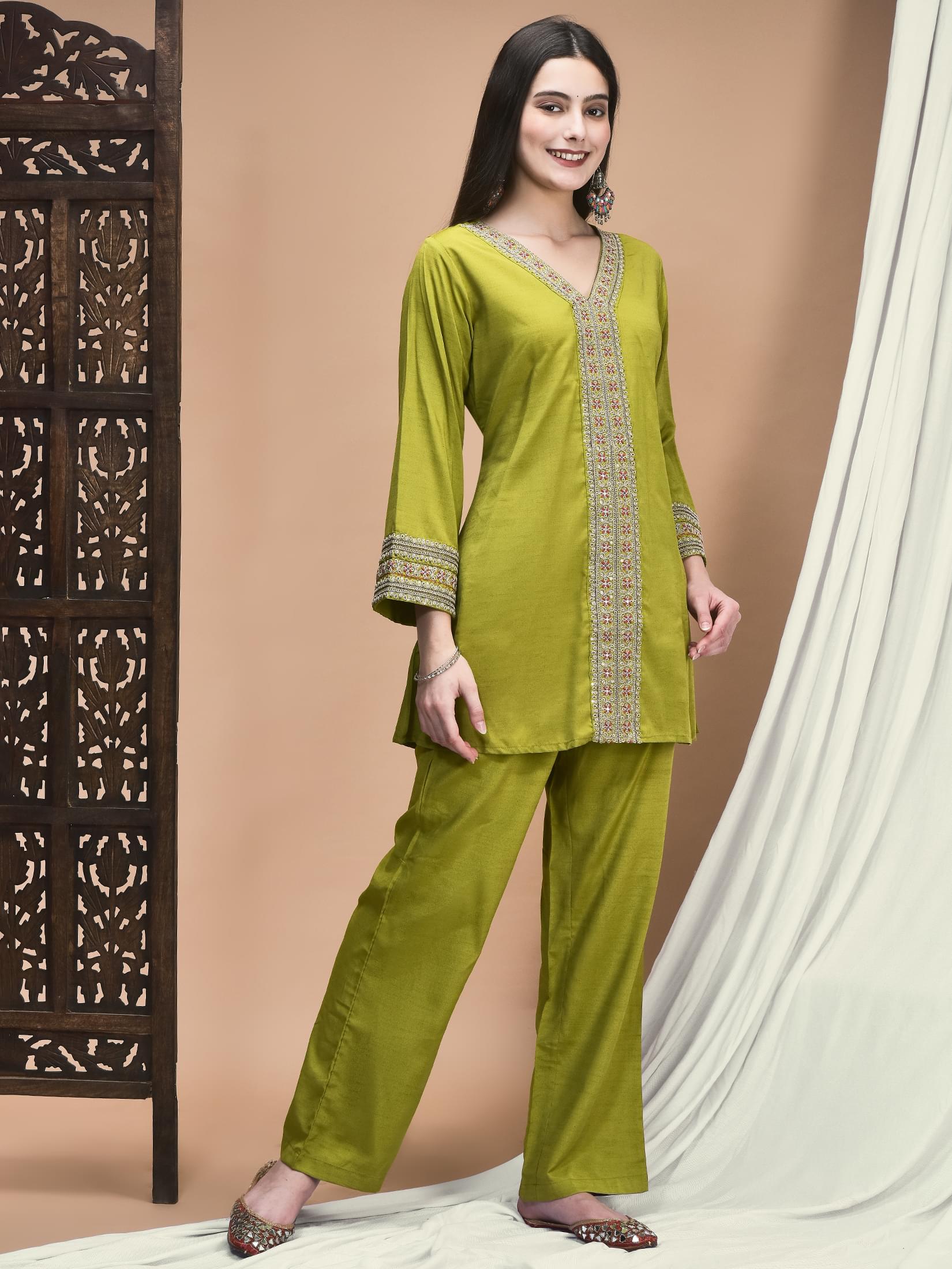 Women Poly Viscose Green Embroidered Co-Ord Set.
