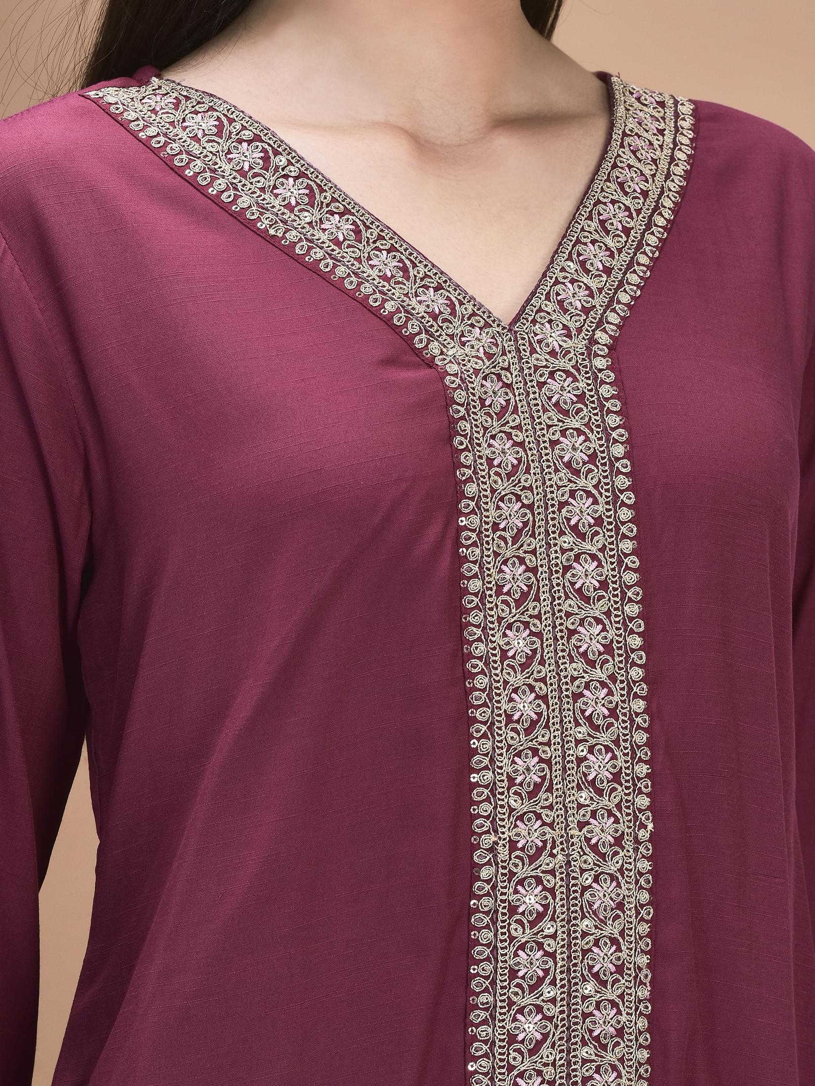 Women Poly Viscose Purple Embroidered Co-Ord Set.