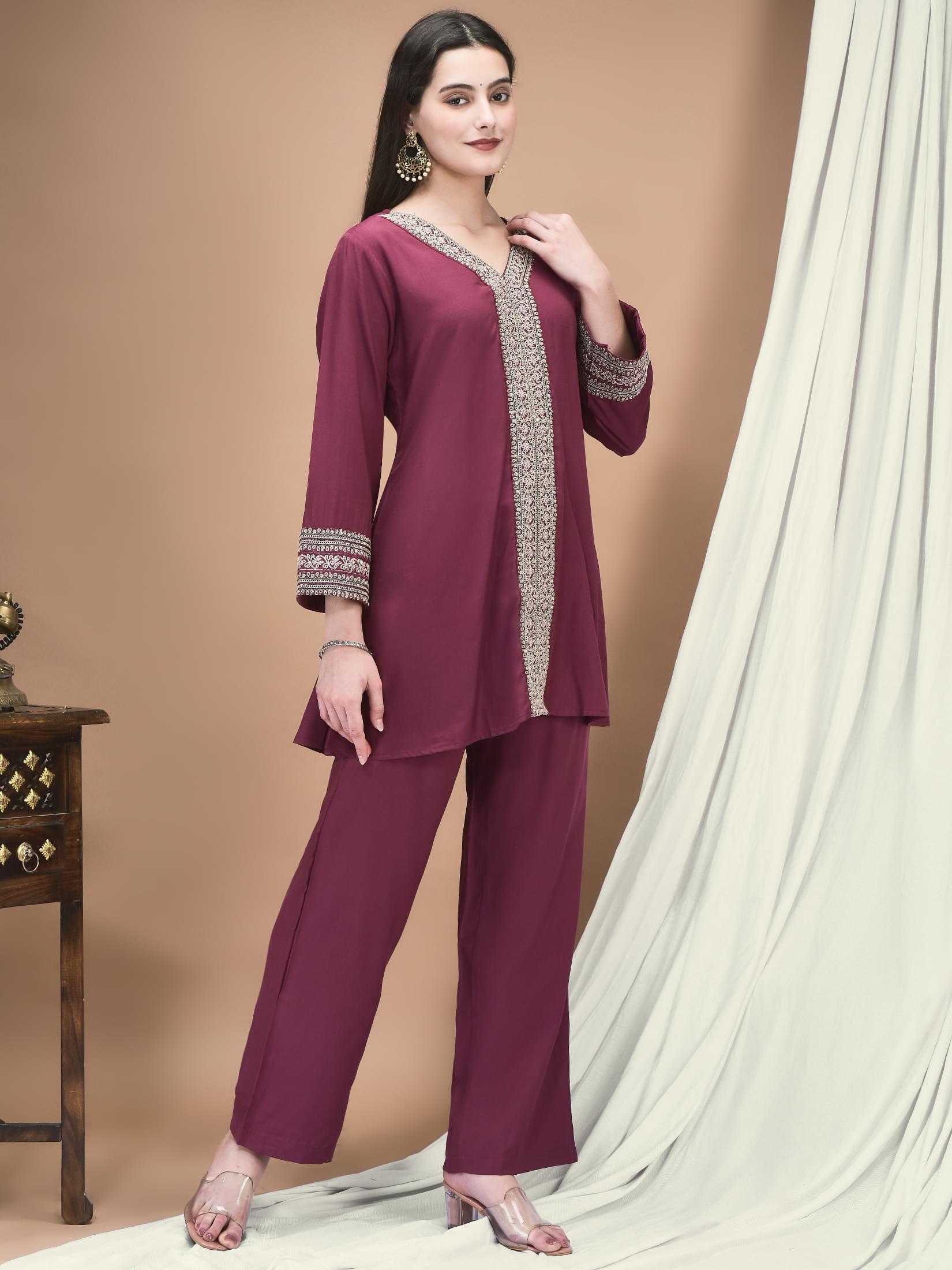 Women Poly Viscose Purple Embroidered Co-Ord Set.