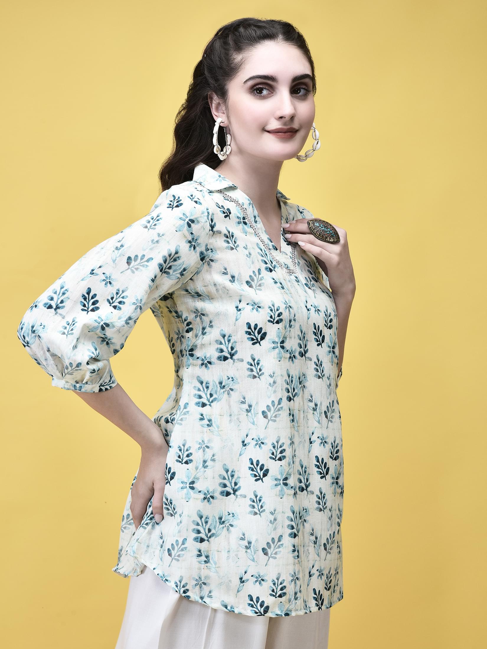 Women Linen Off White & Teal Texture Print Tunic.