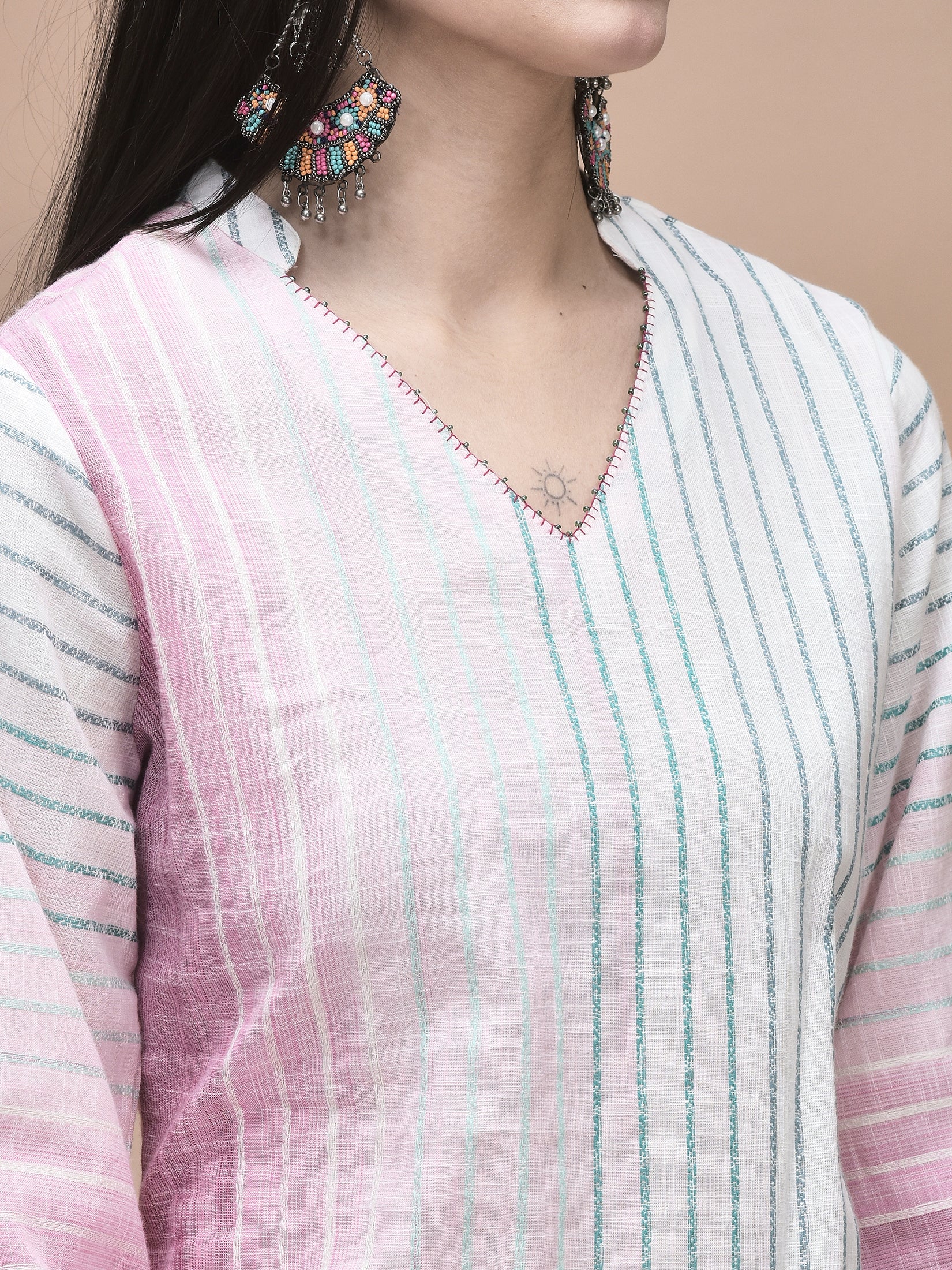 20563_WHITEMULTI-closer