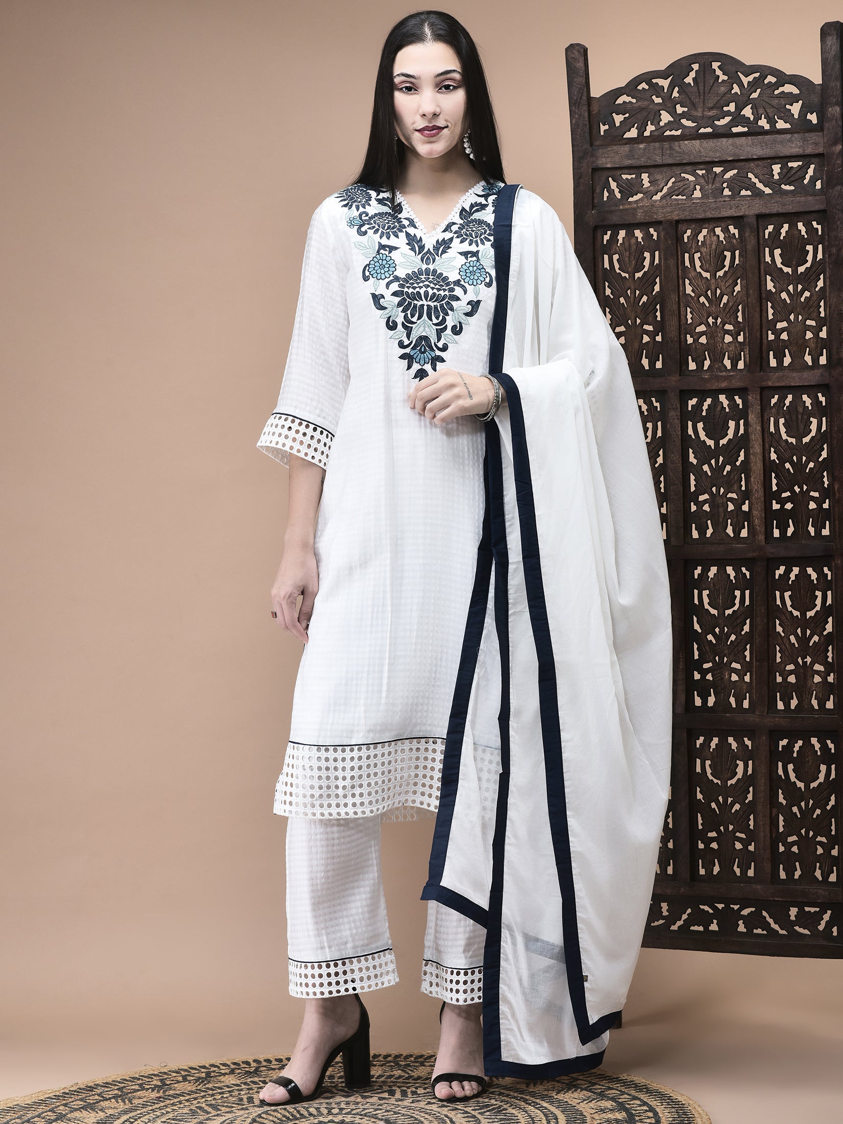 Women Viscose White Embroidered Kurta Comfort Pant Dupatta